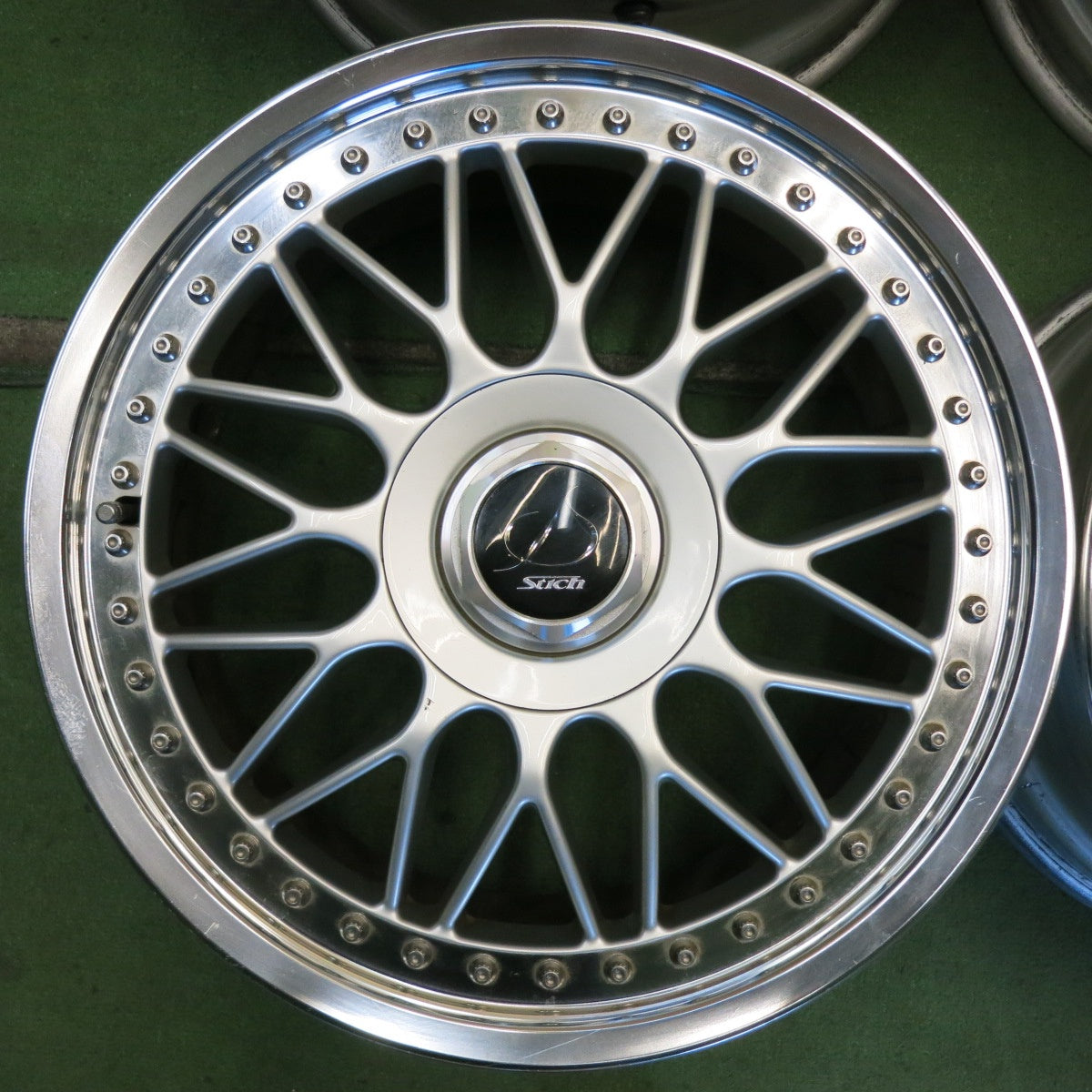 希少 4本価格◎Stich MR シュティッヒ メッシュ ホイール 17インチ 17×7J 17×8J PCD114.3/4H 5H マルチ◎6070901HAホ