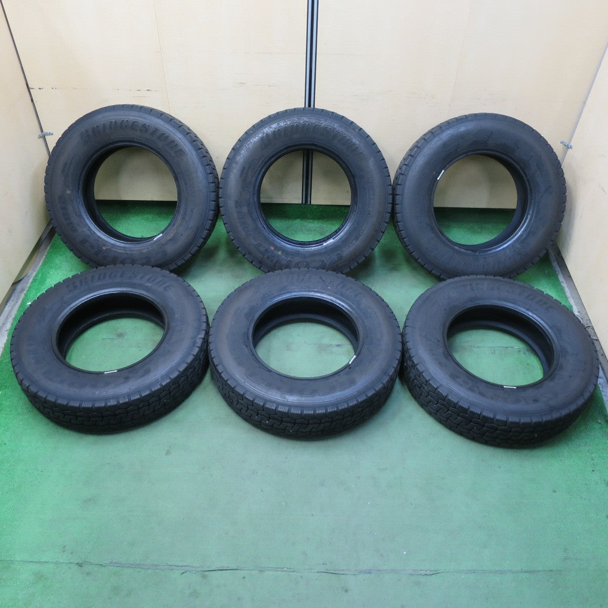 バリ溝！25年！9分！6本★トラック タイヤ 205/85R16 117/115N ブリヂストン エコピア M812 ミックス オールシーズン 16インチ★5101006イスタ