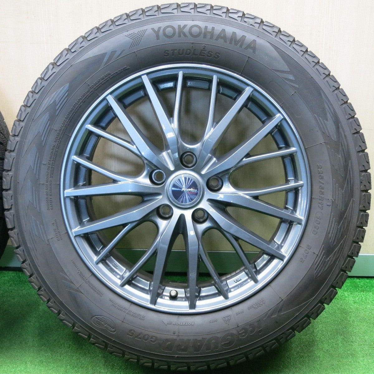 バリ溝！22年！キレイ！9分★スタッドレス 225/65R17 ヨコハマ アイスガード G075 ravrion RM01 ラブリオン 17インチ PCD114.3/5H★4112402NJス