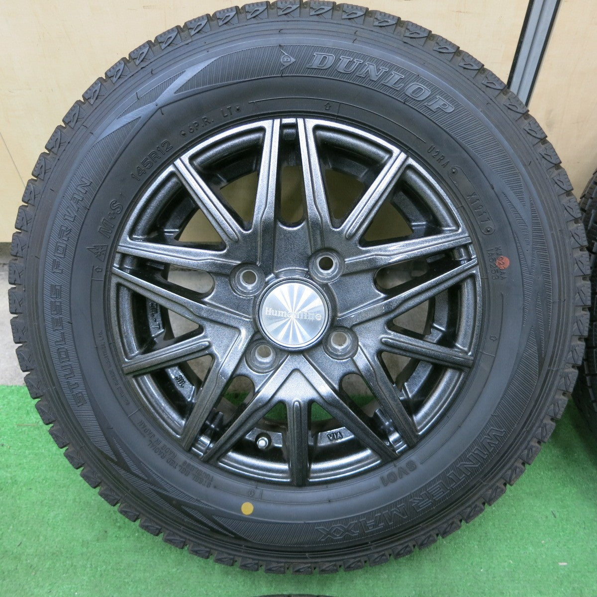 バリ溝！9.5分★スタッドレス 145R12 6PR ダンロップ ウインターマックス SV01 Humanline ヒューマンライン 12インチ PCD100/4H★5042204ナス