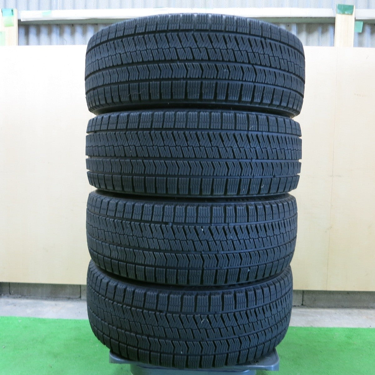 バリ溝！9.5分★スタッドレス ENKEI RSM9 225/45R18 ブリヂストン ブリザック VRX2 エンケイ PCD114.3/5H★4070301ナス