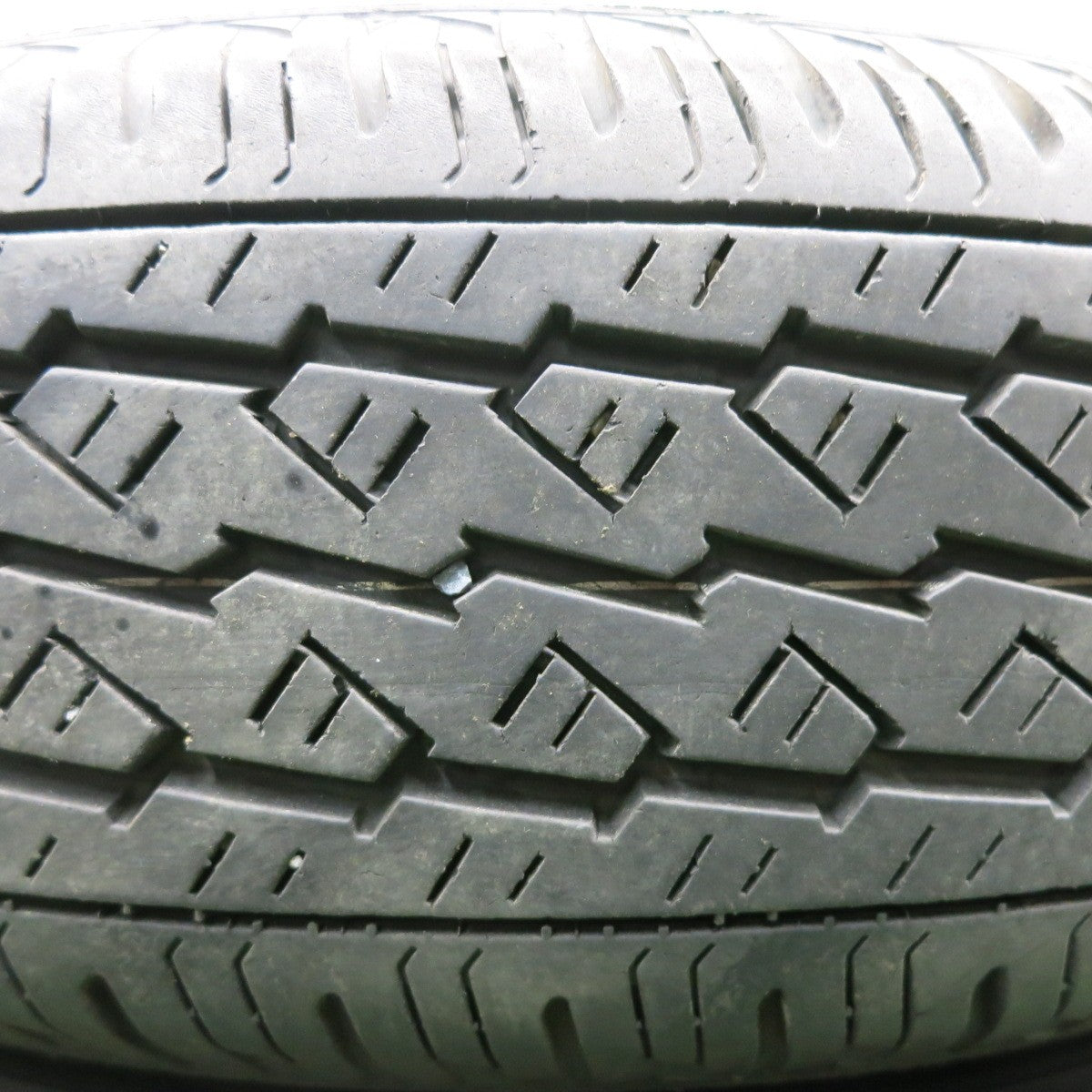*送料無料* 4本価格！20年★ダイハツ ハイゼット 純正 スチール 145/80R12 ブリヂストン K370 12インチ PCD100/4H★4050105HAノ