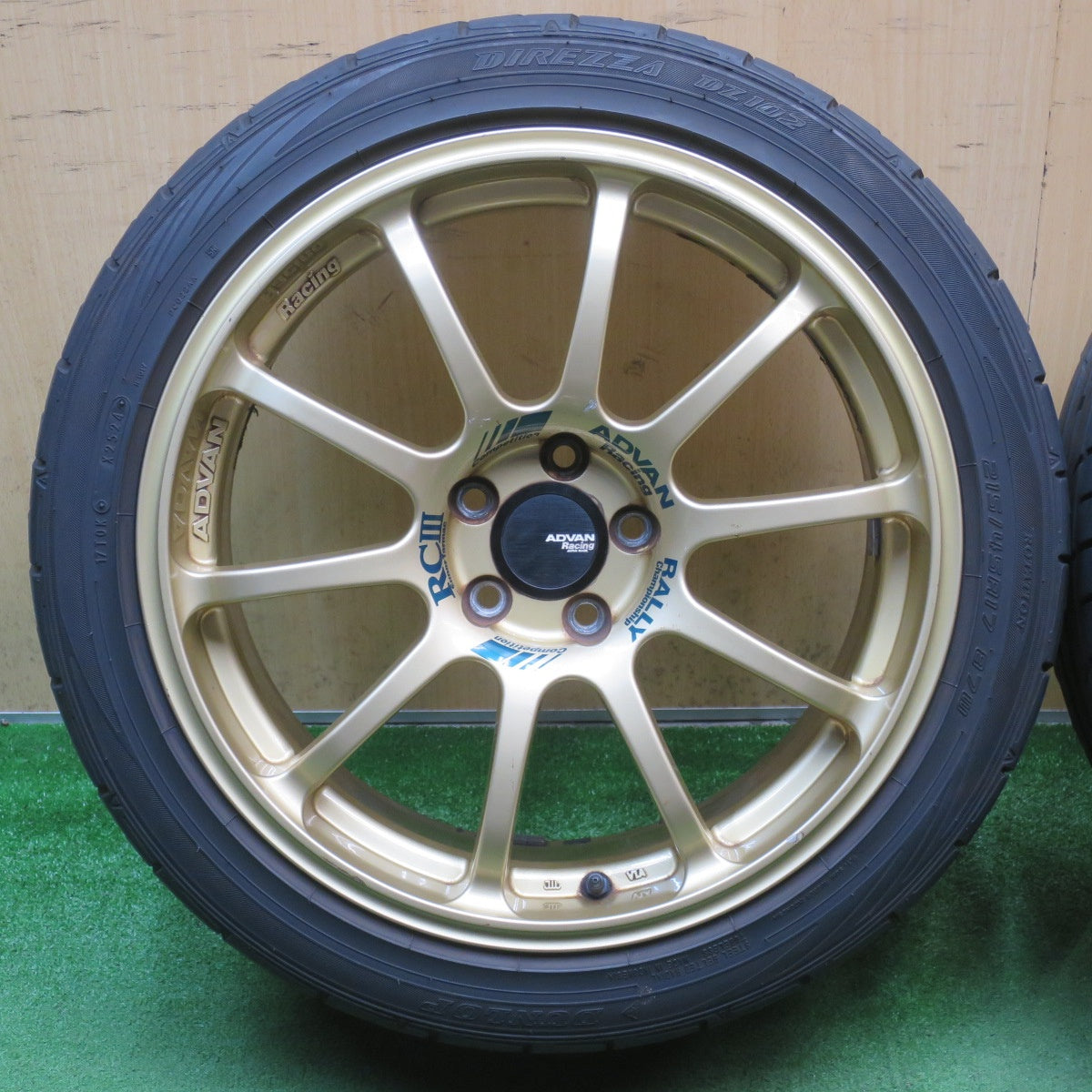 バリ溝！24年！8.5分◎ADVAN Racing RCⅢ 215/45R17 ダンロップ DIREZZA DZ102 アドバン レーシング RC3 17インチ PCD100/5H◎6072101NJノ