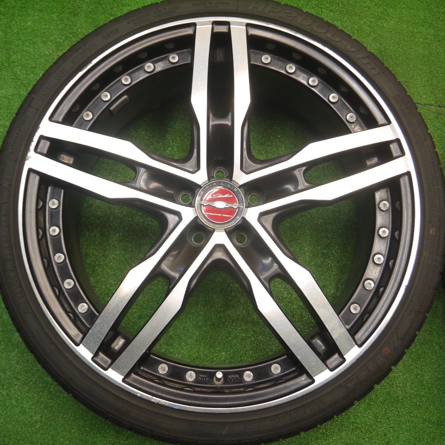 [送料無料] バリ溝！23年！8.5分★プリウス等 AME SHALLEN XF-55 215/35R19 ケンダ カイザー ジーテックス HP2000 vfm シャレン PCD100/5H★4091801Hノ