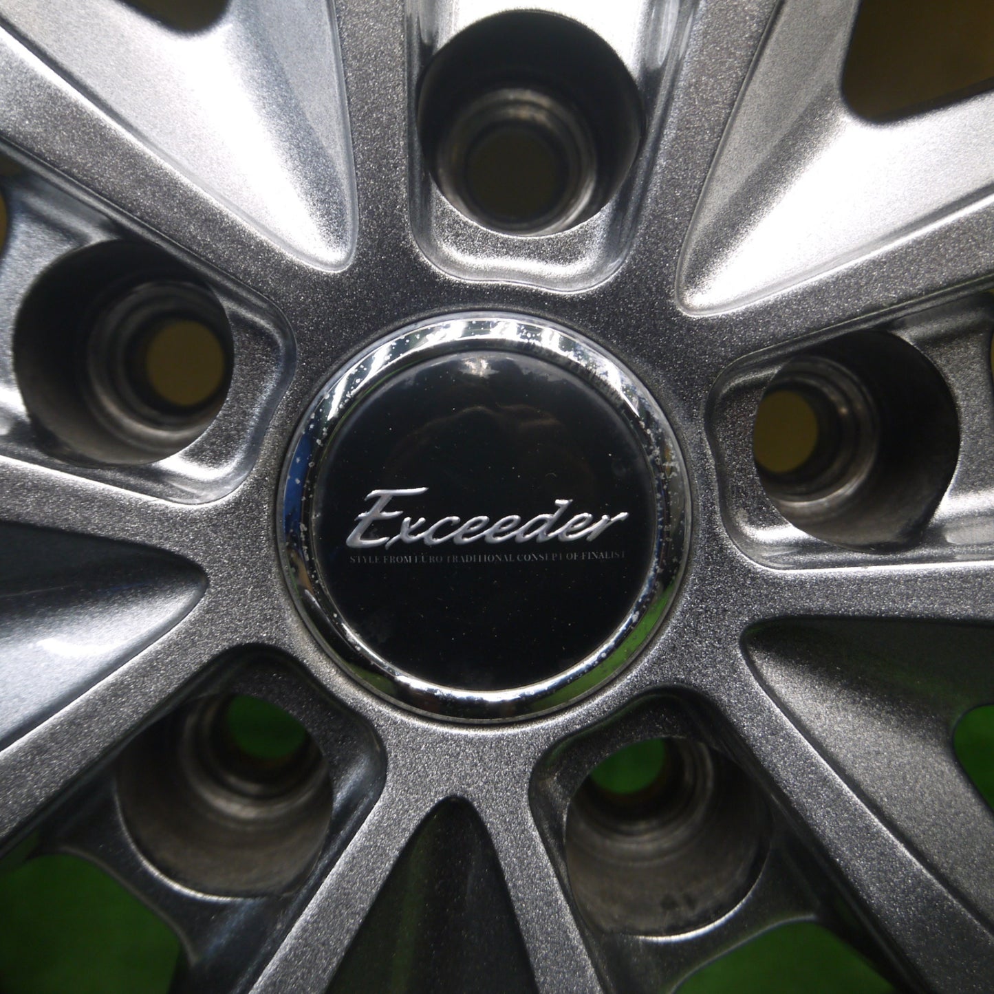 [送料無料] 超バリ溝！23年！キレイ！ほぼ10分★スタッドレス 215/45R18 ヨコハマ アイスガード iG70 Exceeder エクシーダー 18インチ PCD114.3/5H★5022604Hス