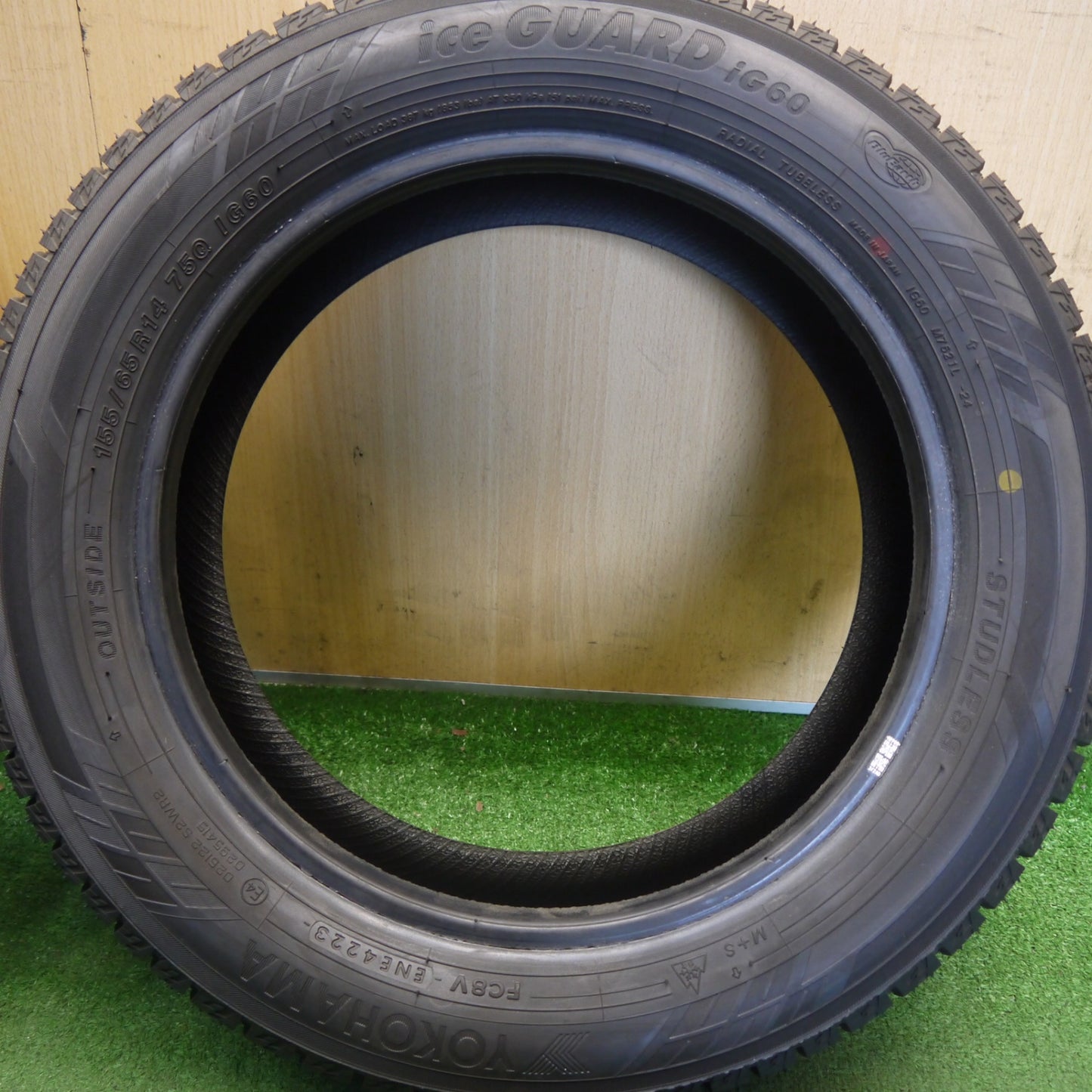 未使用！23年★スタッドレス 155/65R14 ヨコハマ アイスガード iG60 タイヤ 14インチ デイズ ルークス タント スペーシア 等★6071404Hスタ