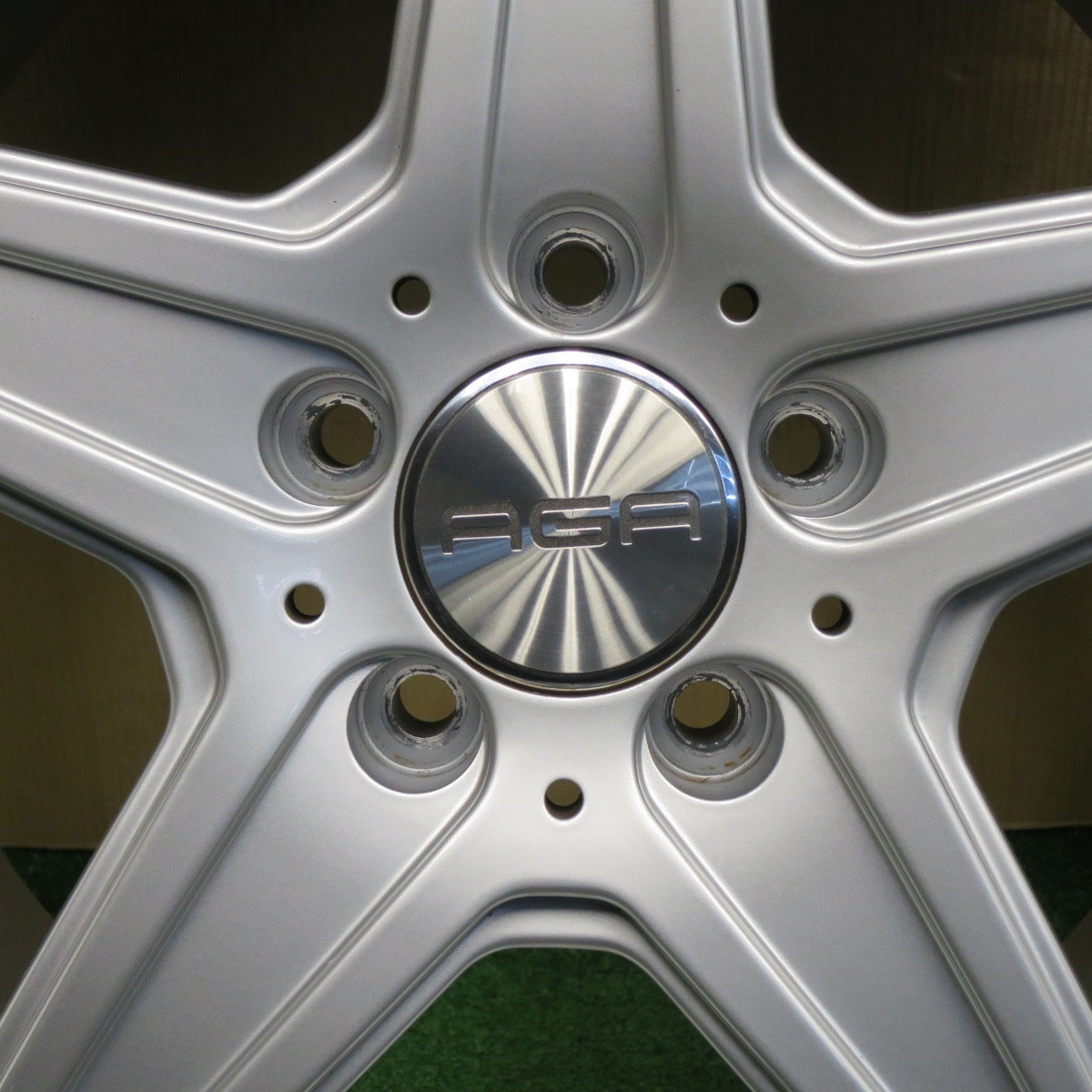 バリ溝！22年！キレイ！9.5分★ベンツ 等 AGA Burg 225/45R17 スタッドレス ダンロップ ウインターマックス WM02 17インチ ブルグ PCD112/5H★6030904NKス
