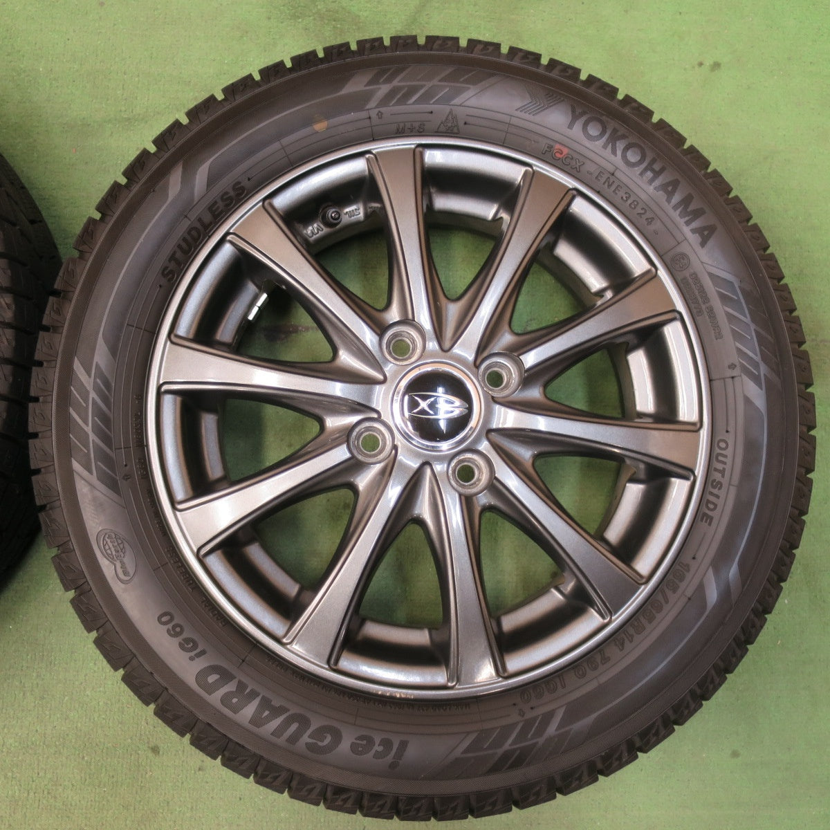 バリ溝！24年！9.5分★スタッドレス 165/65R14 ヨコハマ アイスガード iG60 Exsteer エクスター 14インチ ソリオ ハスラー 等 PCD100/4H★5102008イス