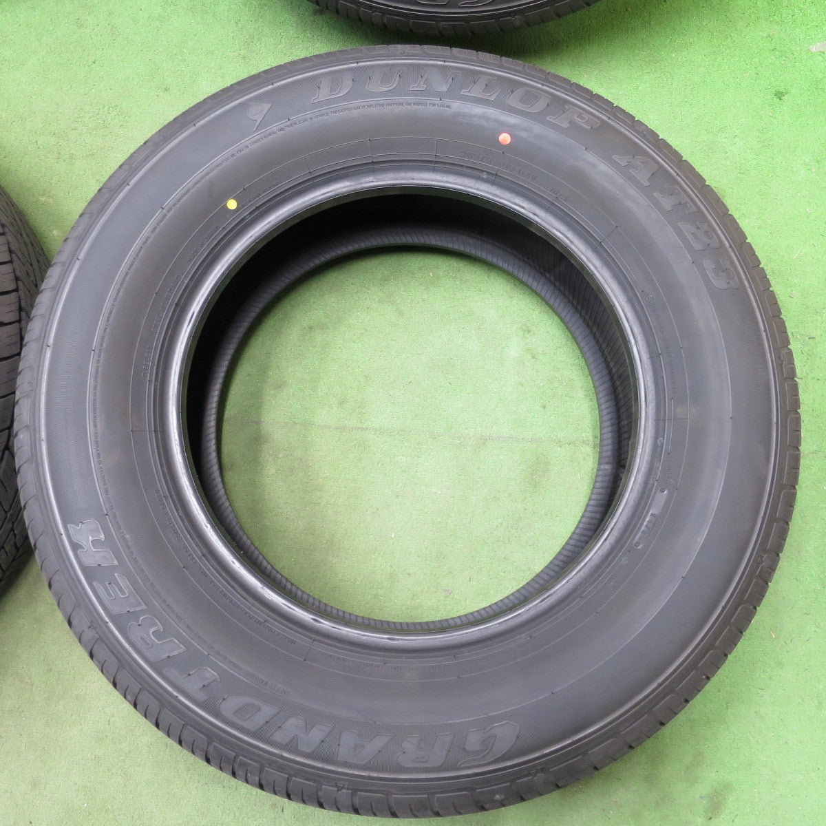 新車外し！25年★265/65R18 ダンロップ AT23 グラントレック タイヤ 18インチ ランクル 250 プラド 等★6020901NGノタ