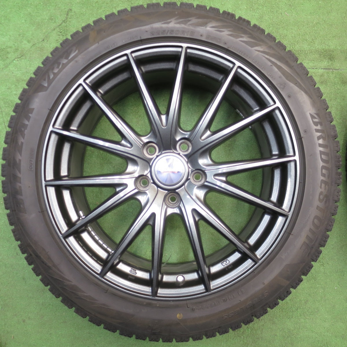 バリ溝！23年！キレイ！9.5分★スタッドレス 225/50R18 ブリヂストン ブリザック VRX2 VELVA SPORTZ ヴェルヴァ 18インチ PCD114.3/5H★6042905NJス