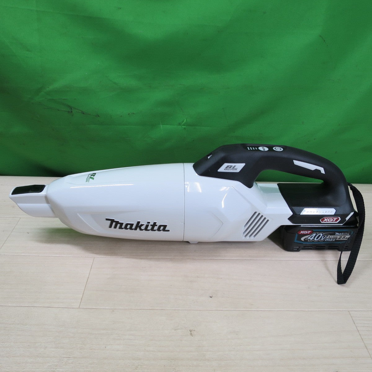 [送料無料] 美品！付属品付き☆マキタ 充電式 クリーナ CL001G コードレス 掃除機 クリーナー 充電器 DC40RA バッテリー BL4025 makita☆