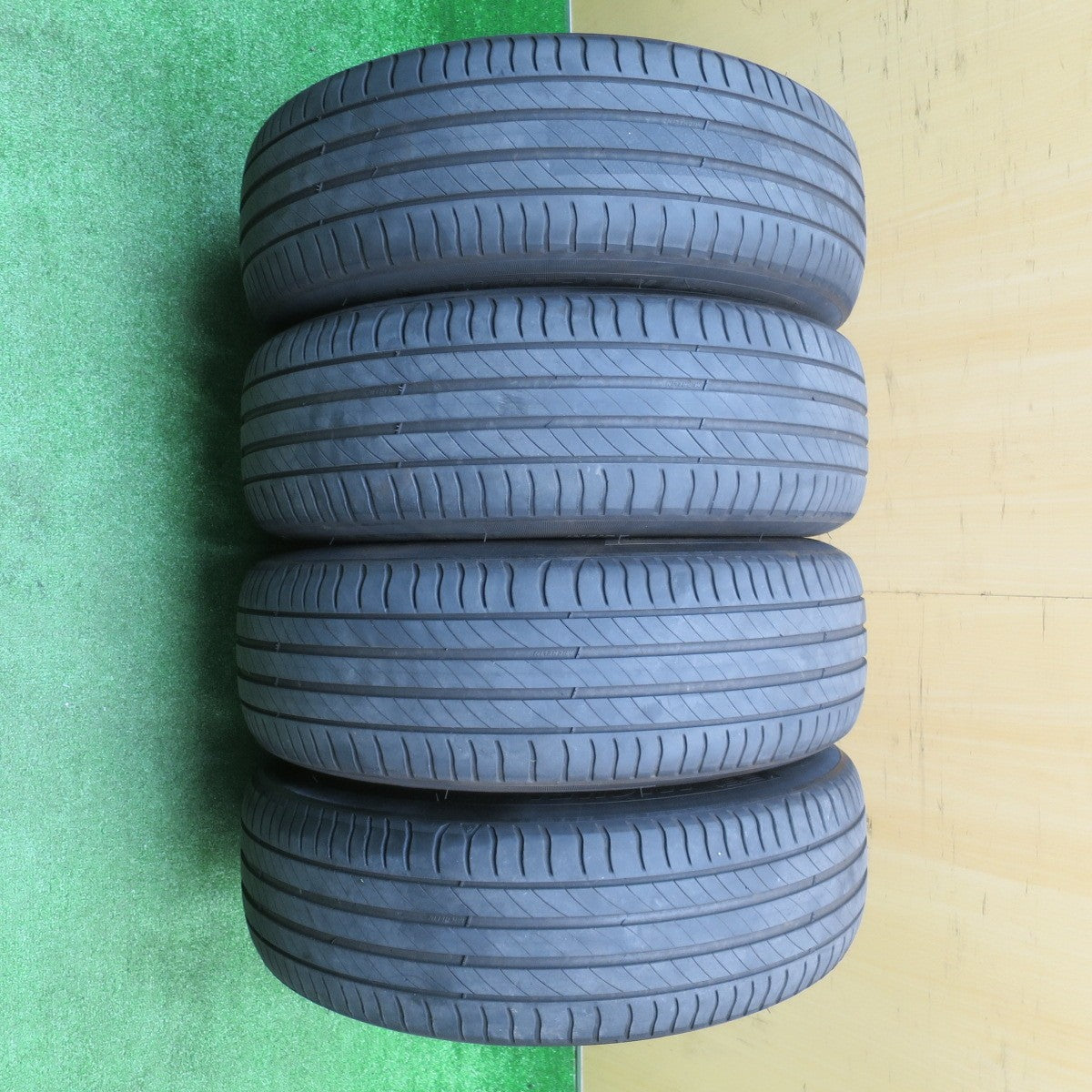 4本価格！23年★MID Garcia SS リボルバー KC 215/65R16 ミシュラン プライマシー4 16インチ ガルシア PCD139.7/6H★5102906NJノ