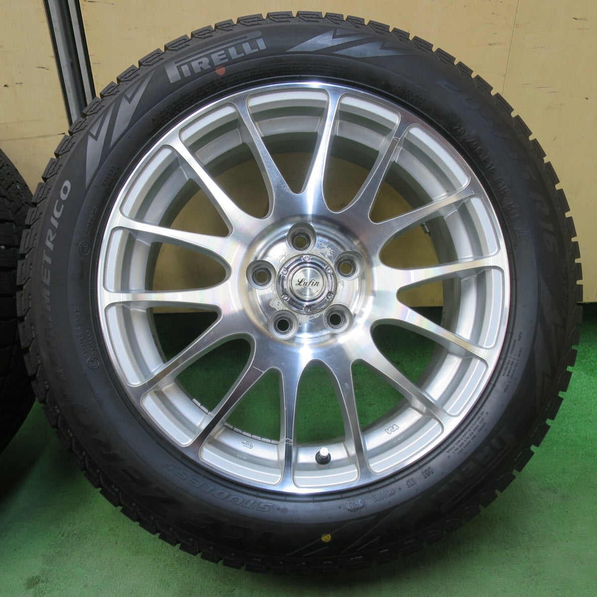 バリ溝！22年！9分★インプレッサ 等 205/55R16 スタッドレス ピレリ アイスゼロ アシンメトリコ Lufin 14SPOKE ラフィン 14スポーク 16インチ PCD100/5H★6010605イス