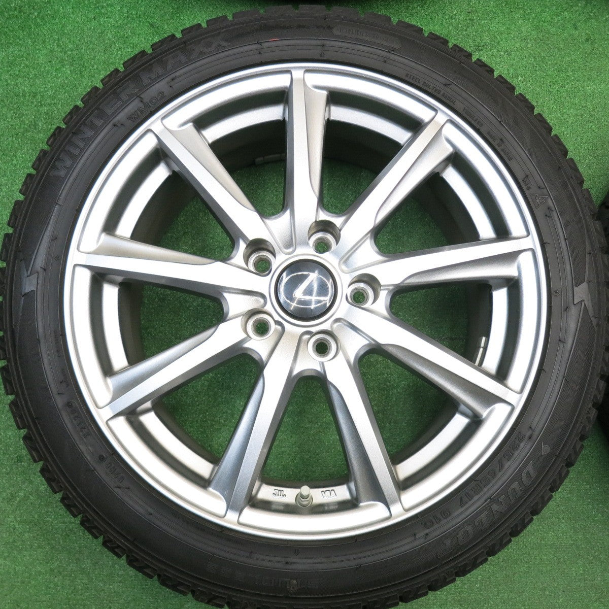 センサー付！バリ溝！キレイ！8.5分★レクサス IS 等 225/45R17 スタッドレス ダンロップ ウインターマックス WM02 社外 アルミ 17インチ PCD114.3/5H★5110812HAス