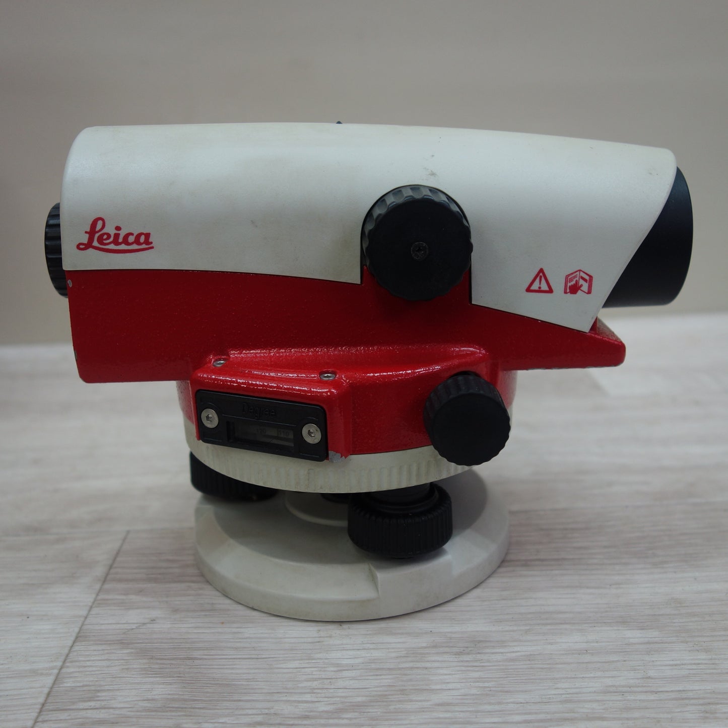 [送料無料] ☆LEICA ライカ 24倍 オートレベル NA724 測量 測定 機器☆