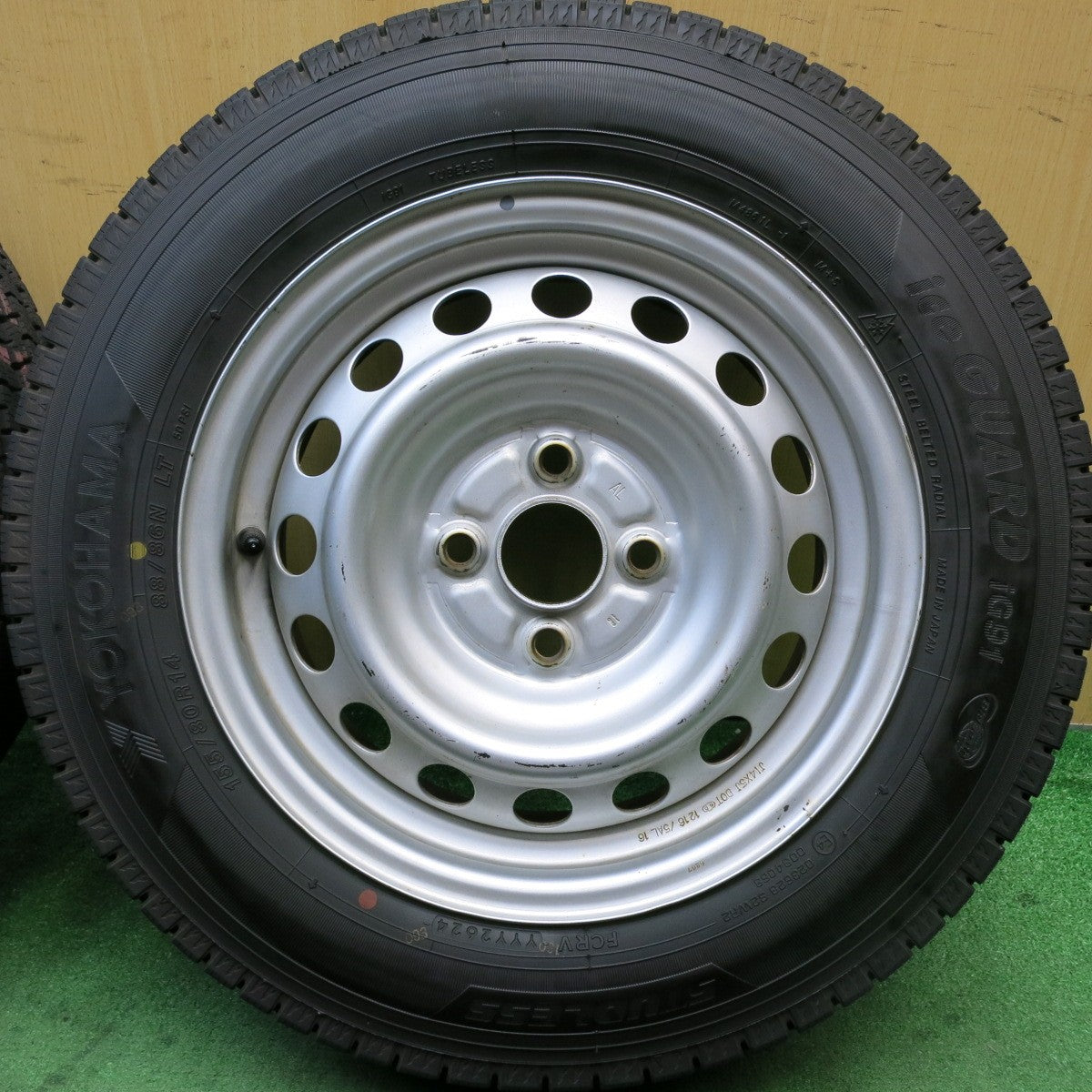 超バリ溝！24年！ほぼ10分★スタッドレス 155/80R14 88/86N ヨコハマ アイスガード iG91 スチール 14インチ PCD100/4H★5081406HAス