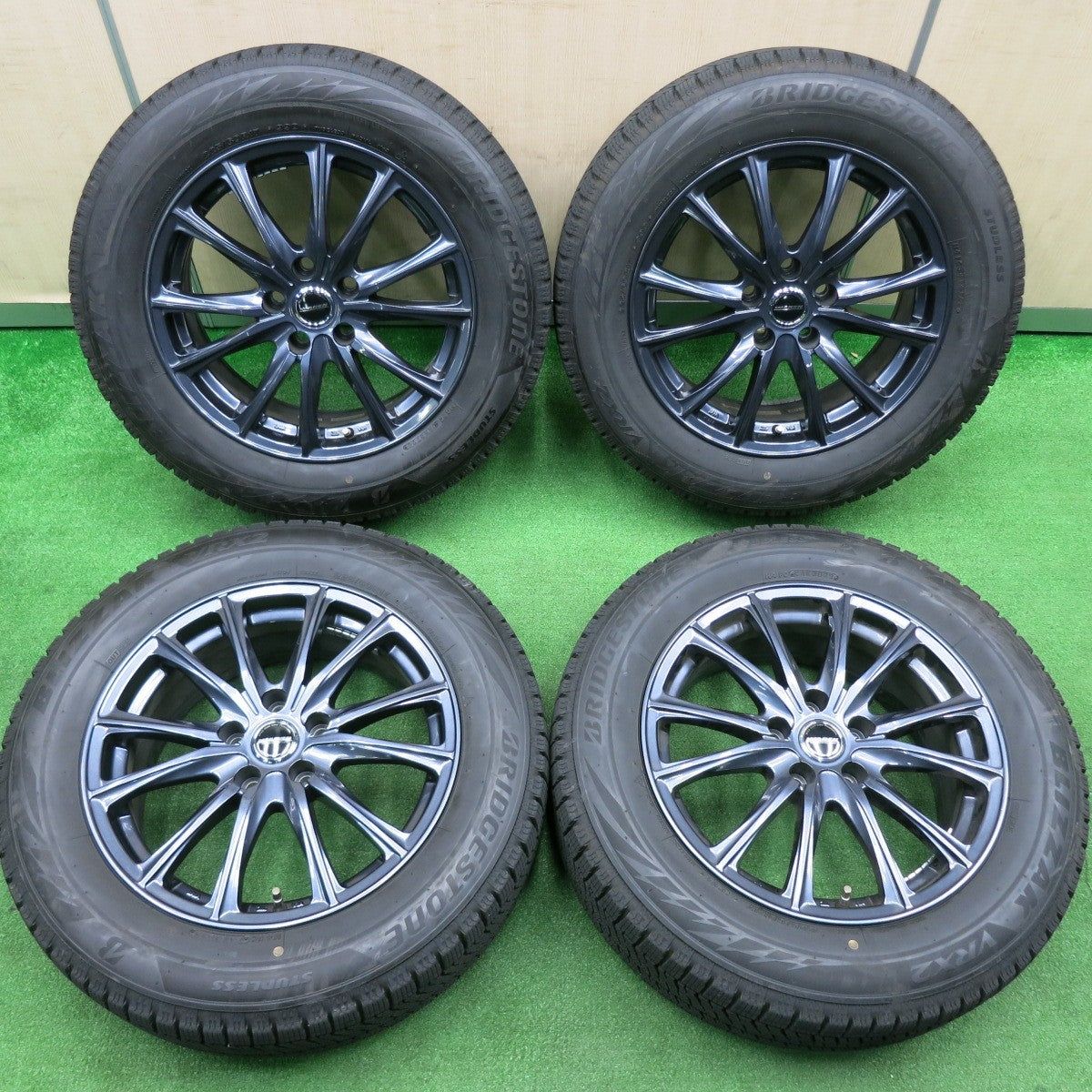 [送料無料] バリ溝！22年！キレイ！9.5分★スタッドレス 225/60R17 ブリヂストン ブリザック VRX2 WAREN ヴァーレン 17インチ PCD114.3/5H★4112706TNス