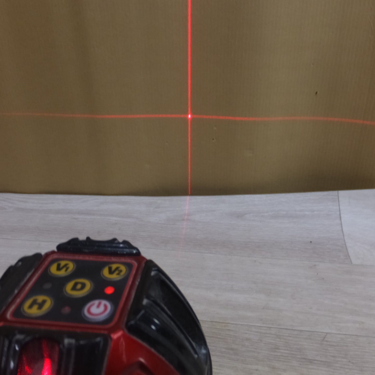 [送料無料] ◆ハンウェイテック レーザー 墨出し器 ドットライン HU-R2000P ケース付き 受光器なし 墨出し機◆