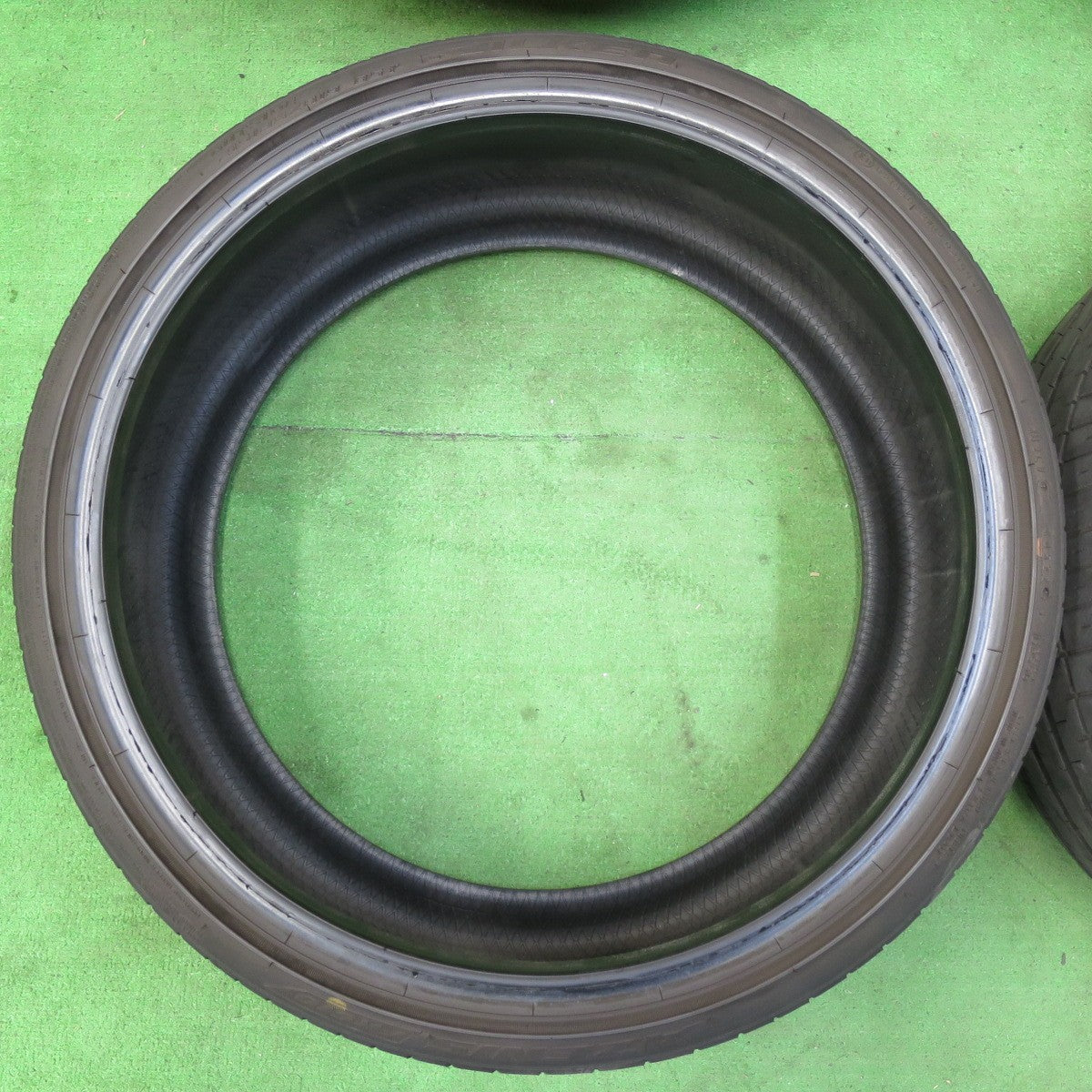 *送料無料* バリ溝！24年！9.5分★215/35R19 ファルケン アゼニス FK510 タイヤ 19インチ プリウス ウィッシュ 86 BRZ 等★4080403イノタ