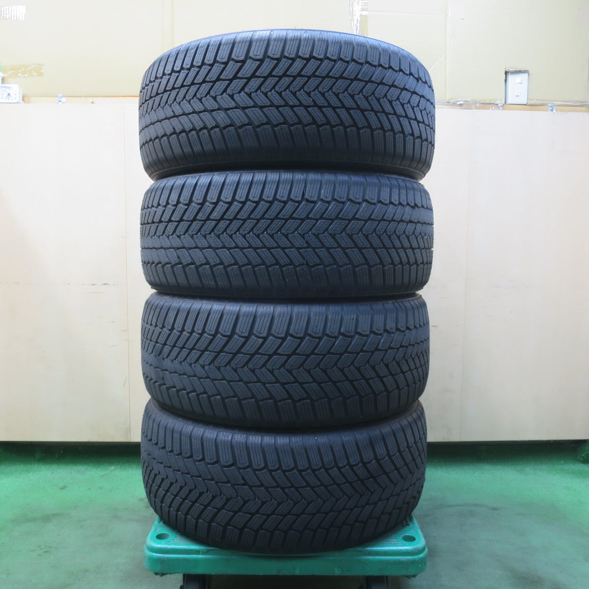 ほぼ未使用！25年★245/40R20 ダヴァンティ ALL TOURA 4-SEASONS オールシーズン DAVANTI 20インチ タイヤ RAV4 ハリアー アルファード ヴェルファイア 等★6021906イスタ
