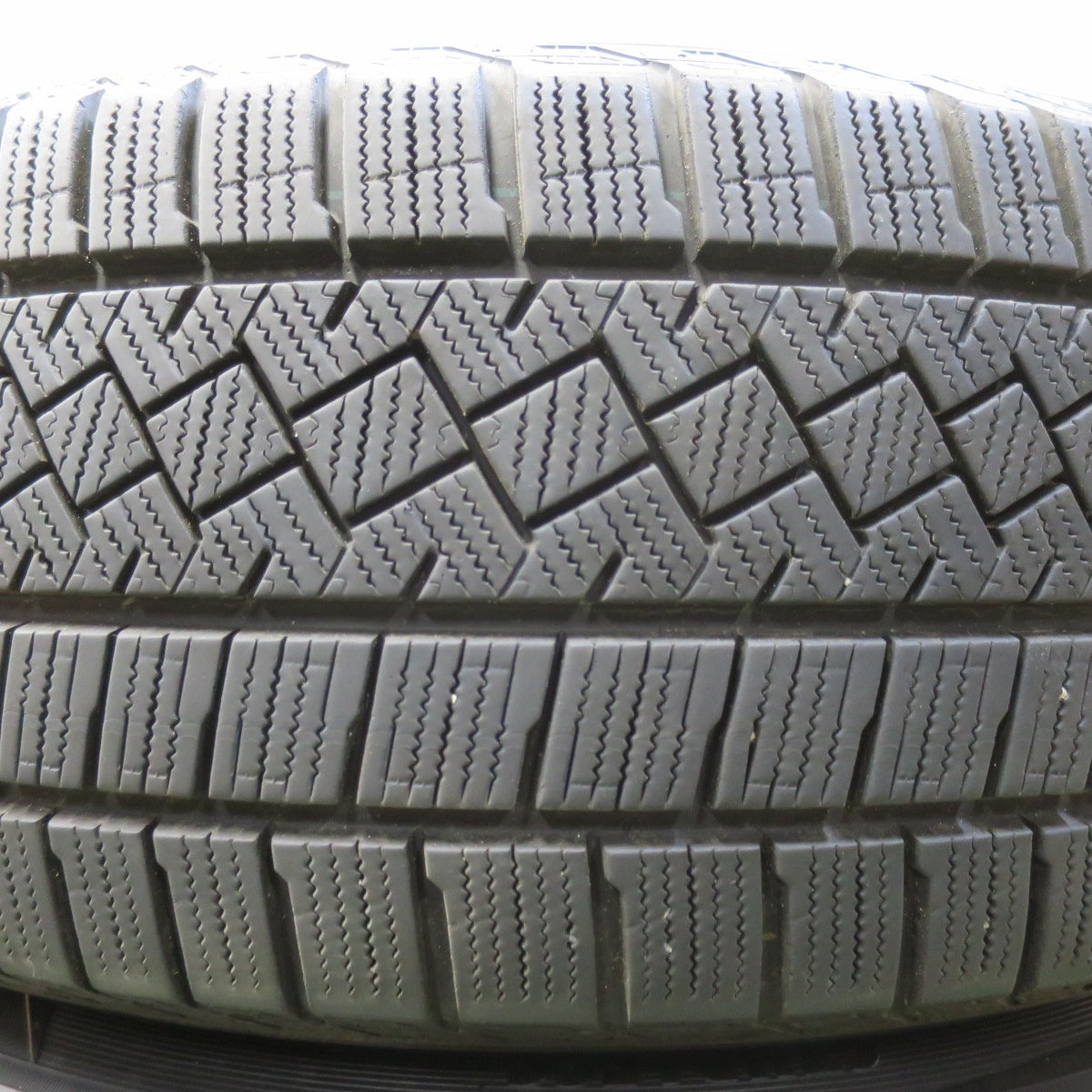 バリ溝！22年！8.5分★RMP 025F MID 225/60R18 スタッドレス トーヨー ウインター トランパス TX ピレリ アイスゼロ アシンメトリコ 18インチ PCD114.3/5H★5100903イス