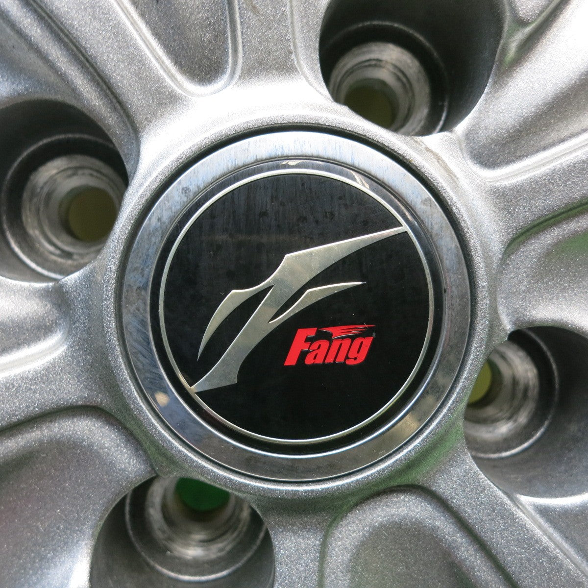 バリ溝！21年！キレイ！9分★スタッドレス 175/65R15 プラクティバ アイス BP02 ヨコハマ Fang ファング 15インチ PCD100/4H★5113024HAス