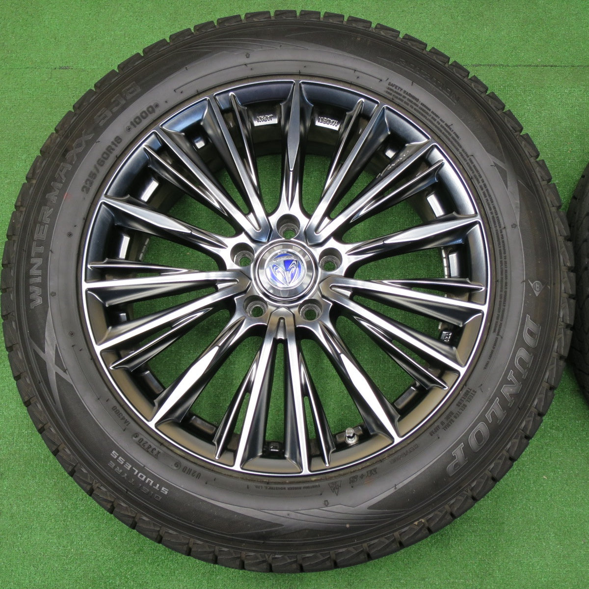 バリ溝！9.5分★RAYS VERSUS VOUGE 225/60R18 スタッドレス ダンロップ ウインターマックス SJ8 18インチ レイズ ベルサス ヴォウジェ PCD114.3/5H★6040302NKス