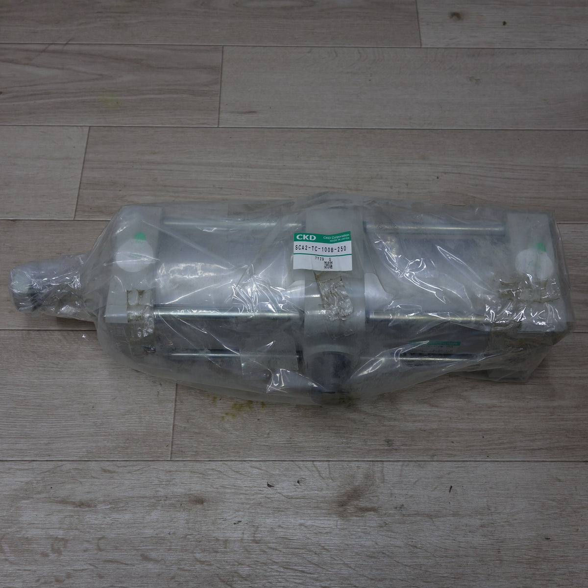 未使用◆CKD セレックス シリンダ SCA2-TC-100B-250 エア シリンダー 一般形 タイロッド シリンダ◆
