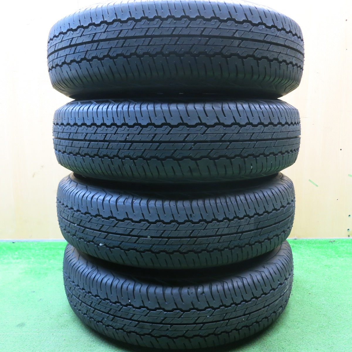 新車外し！24年★スズキ JB74 W ジムニー シエラ 純正 195/80R15 ダンロップ AT20 グラントレック 15インチ PCD139.7/5H★5051801HAノ