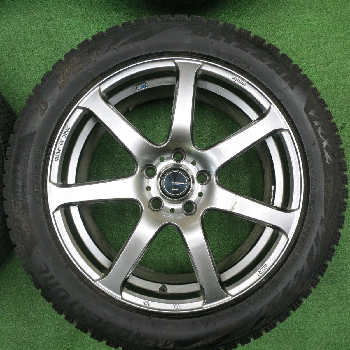 [送料無料] バリ溝！21年！キレイ！9分★スタッドレス LEONIS NAVIA07 235/50R18 ブリヂストン ブリザック VRX2 AMF レオニス ナヴィア07 PCD114.3/5H★4112308TNス