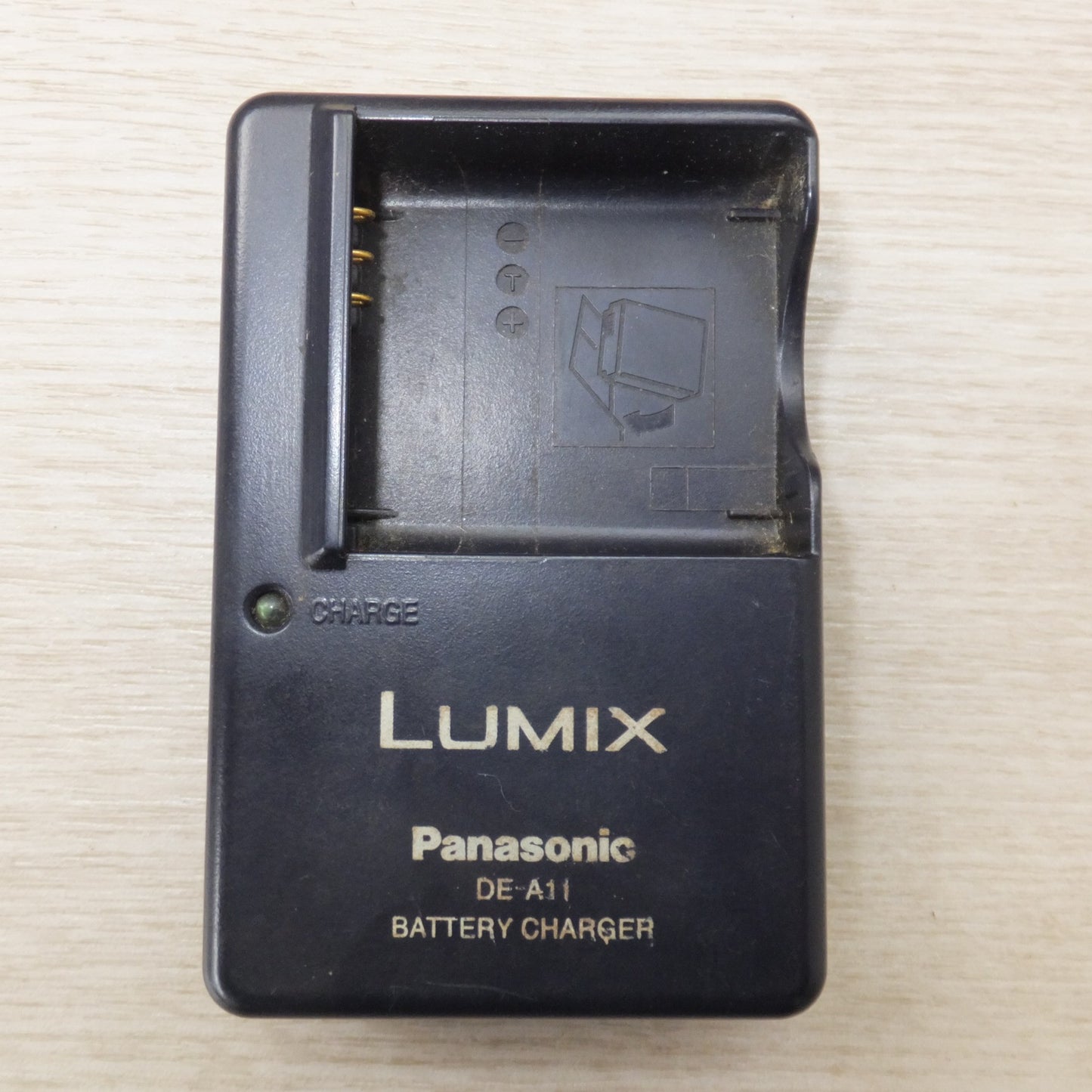 [送料無料] ★松下電器 パナソニック Panasonic デジタルカメラ ルミックス LUMIX DMC-FX01★