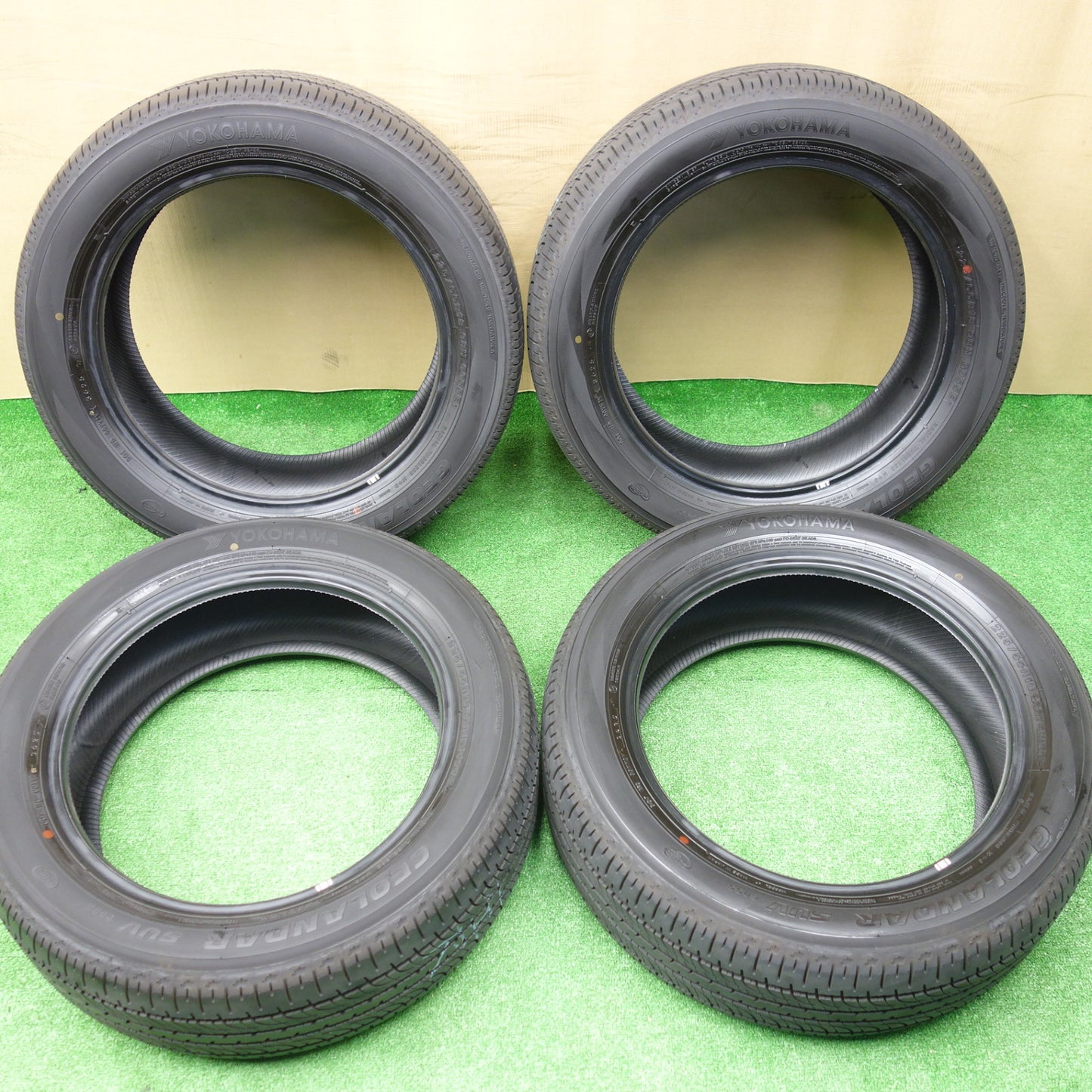 新車外し！25年★225/55R18 ヨコハマ ジオランダー SUV G055 G055E タイヤ 18インチ デリカ D:5 フォレスター ZR-V エクリプスクロス 等★5121002KTノタ