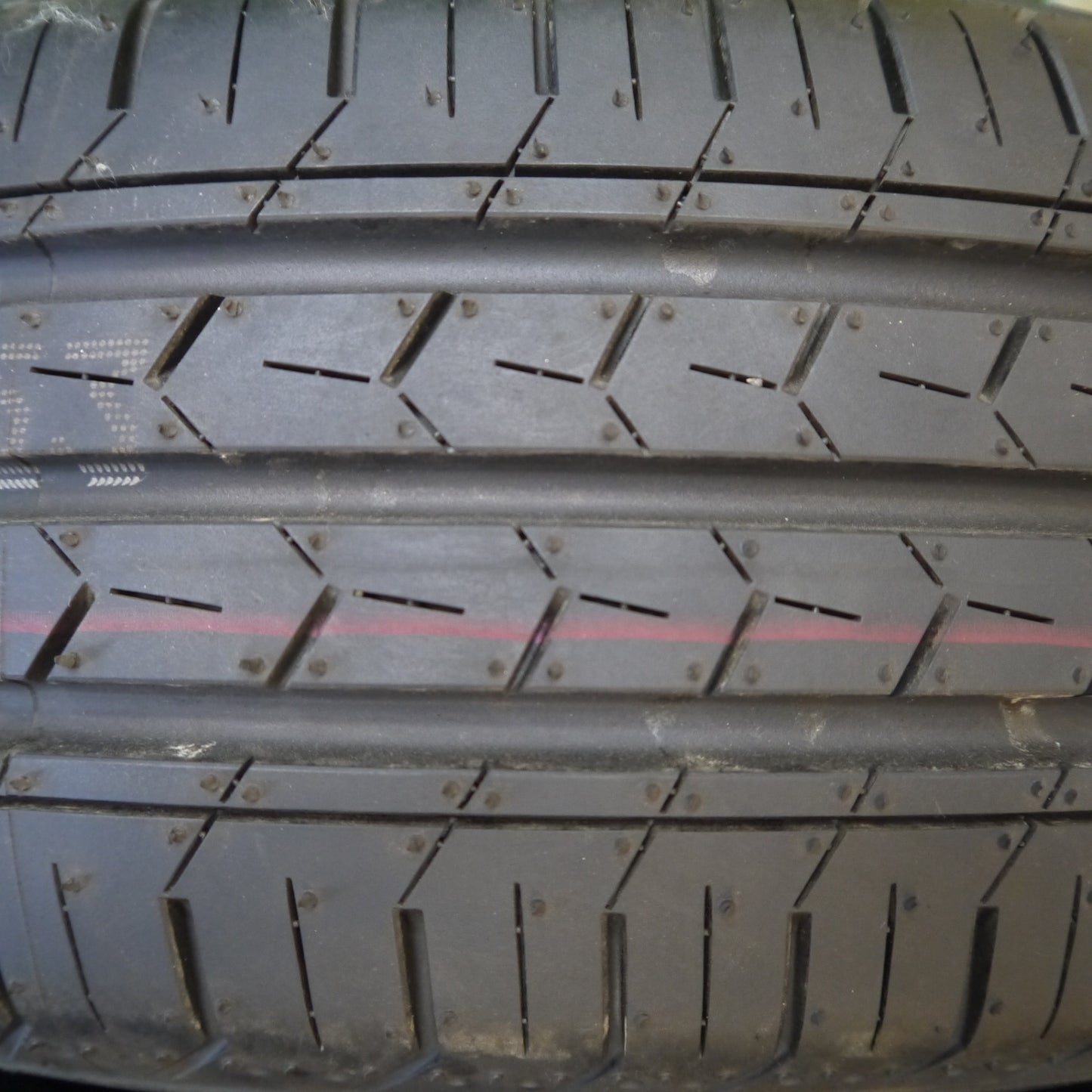 新車外し！25年★185/65R15 ヨコハマ BluEarth-FE AE30 ブルーアース タイヤ 15インチ アクア シエンタ フリード ノート デミオ 等★6050813Hノタ