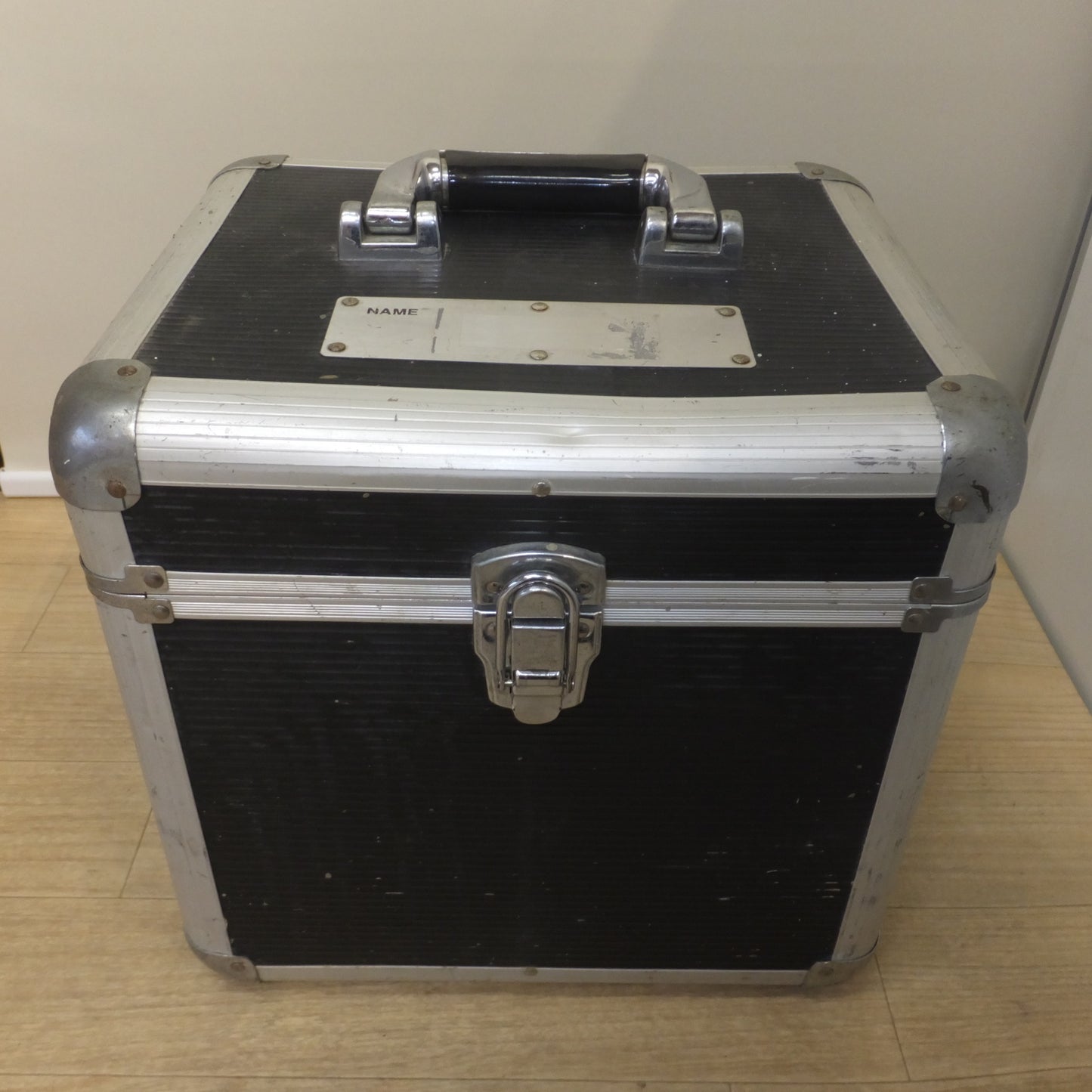 [送料無料] ★タジマ Tajima レーザーライン墨出し器 追尾センサー 矩十字・横全周 10m IP TSL-T4Y3J10IP★