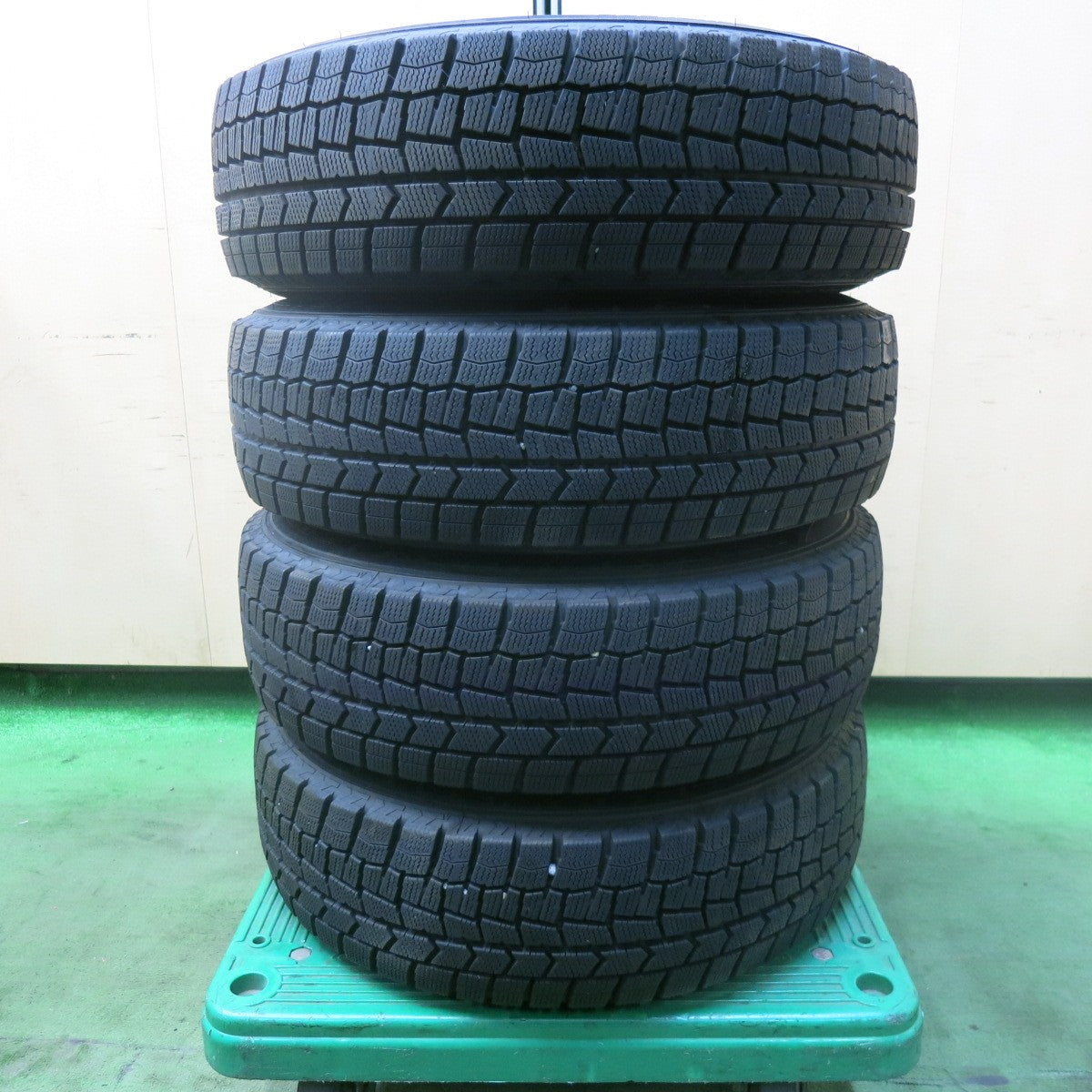 バリ溝！23年！9.5分★スタッドレス 175/70R14 ダンロップ ウインターマックス WM02 ravrion RS01 ラブリオン 14インチ PCD100/4H★5112506SKス