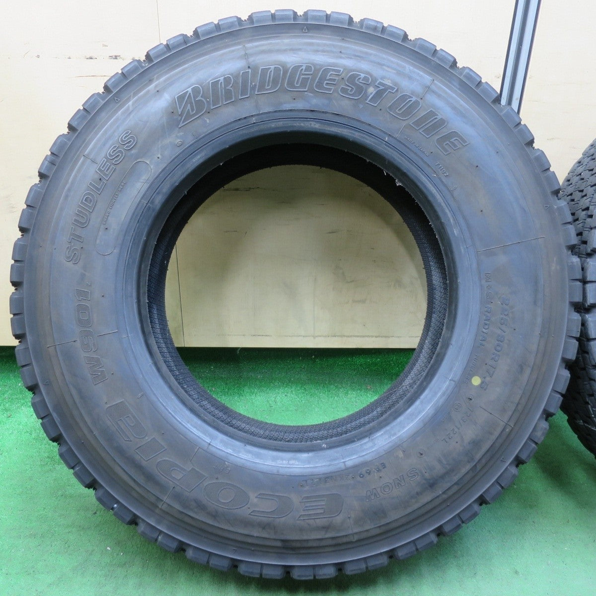 4本価格！22年★トラック タイヤ 225/80R17.5 123/122L スタッドレス ブリヂストン エコピア W901 Z 17.5インチ★5011509イスタ