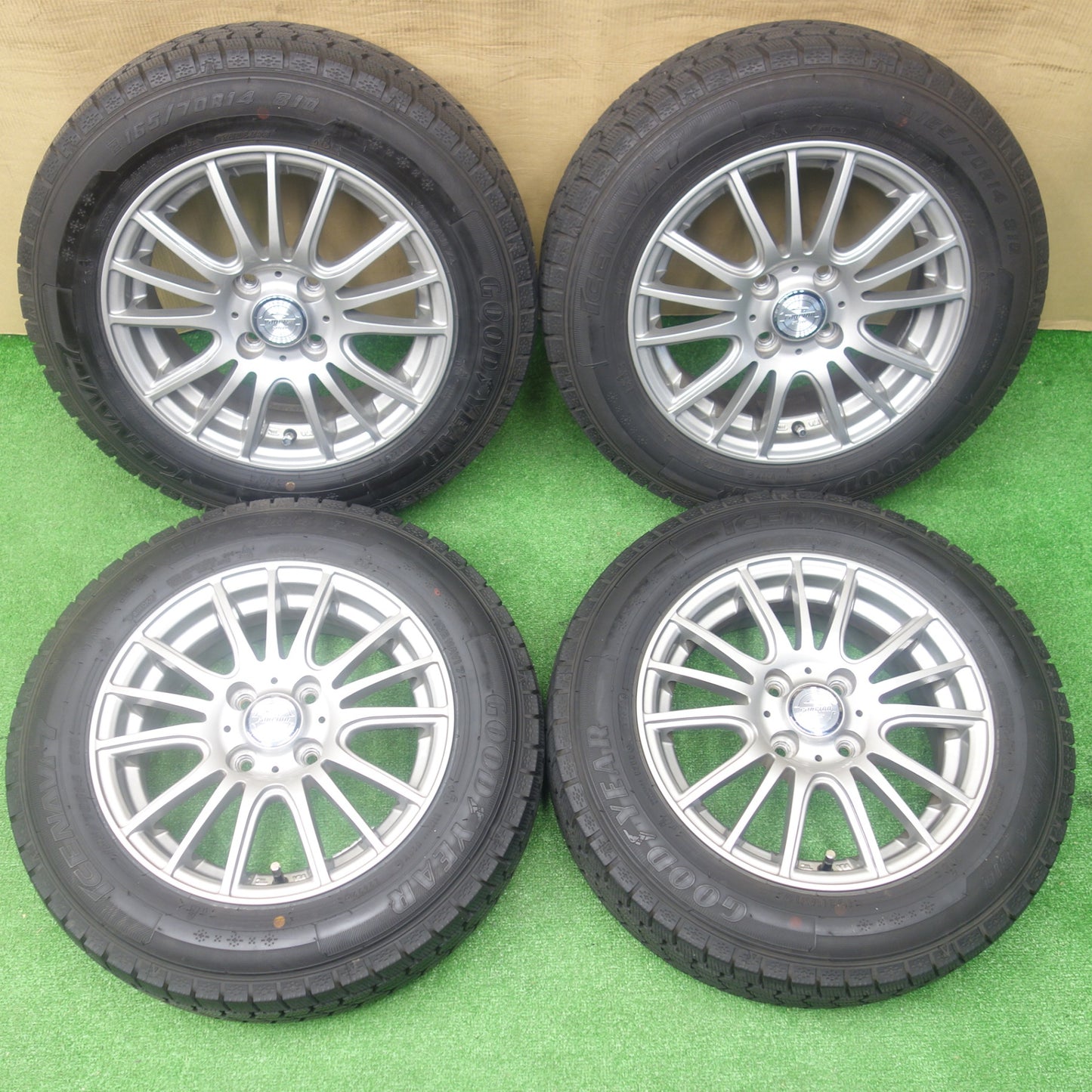 バリ溝！22年！キレイ！9.5分★スタッドレス 165/70R14 グッドイヤー アイスナビ7 ravrion selzer ラブリオン 14インチ PCD100/4H★6011501KTス