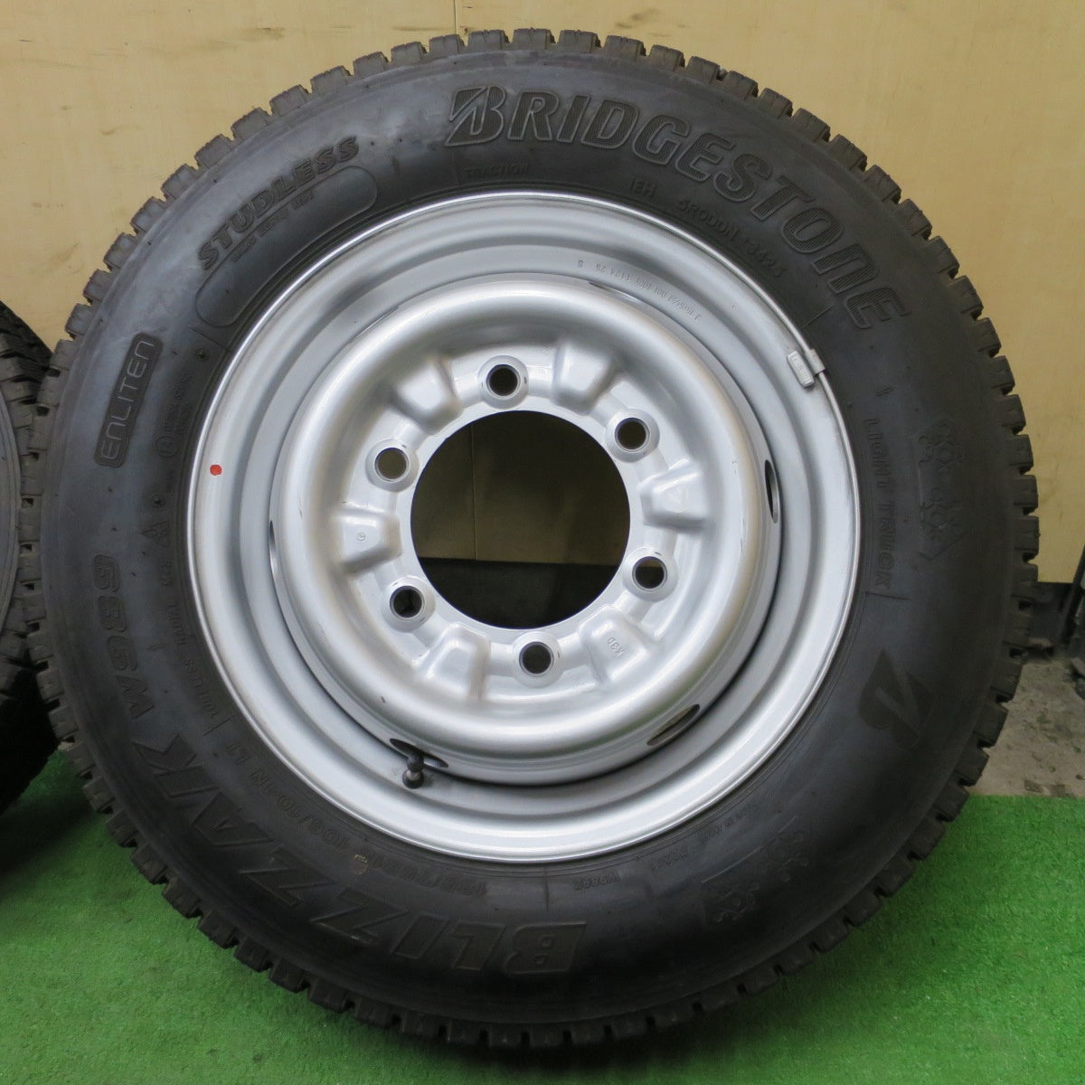 バリ溝！25年！キレイ！ほぼ10分★いすゞ エルフ 145/80R13 88/86N 185/75R15 106/104N スタッドレス ブリヂストン ブリザック VL10A W989 スチール ホイール 13 15 インチ PCD 184 170/6H★6041003ナス