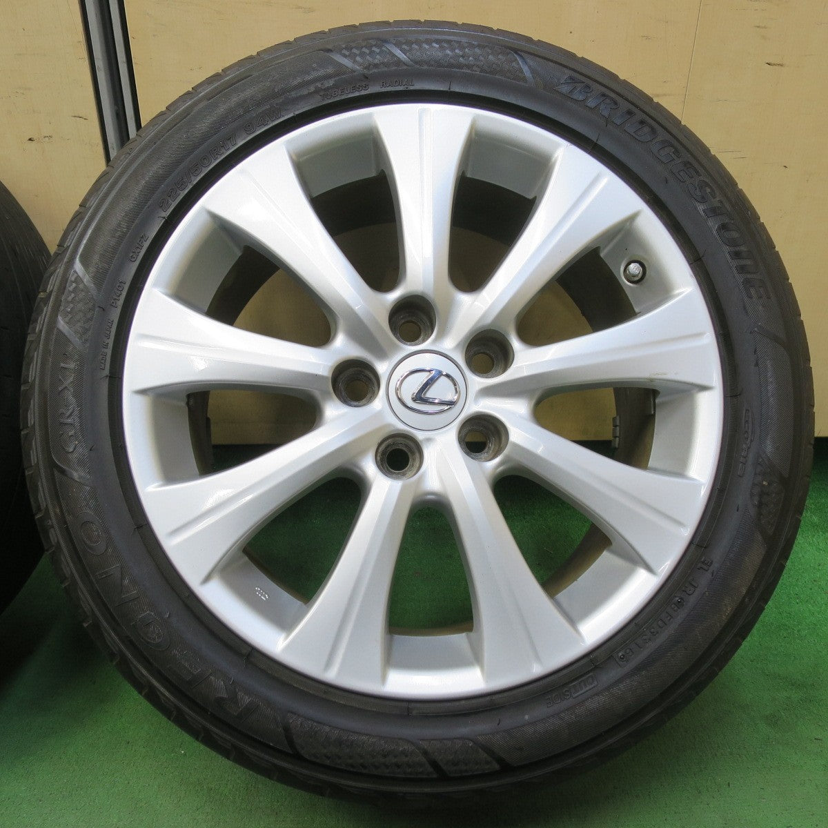 センサー付★レクサス GS 純正 225/50R17 ブリヂストン レグノ GR-XI ミネルバ ラジアル F205 17インチ PCD114.3/5H★5092706イノ