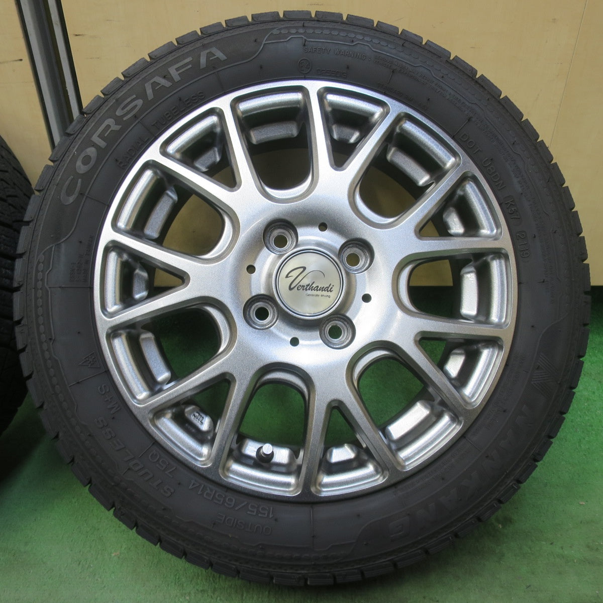 キレイ◎スタッドレス 155/65R14 ナンカン CORSAFA Verthandi ヴェルザンディ 14インチ PCD100/4H◎6071803イス