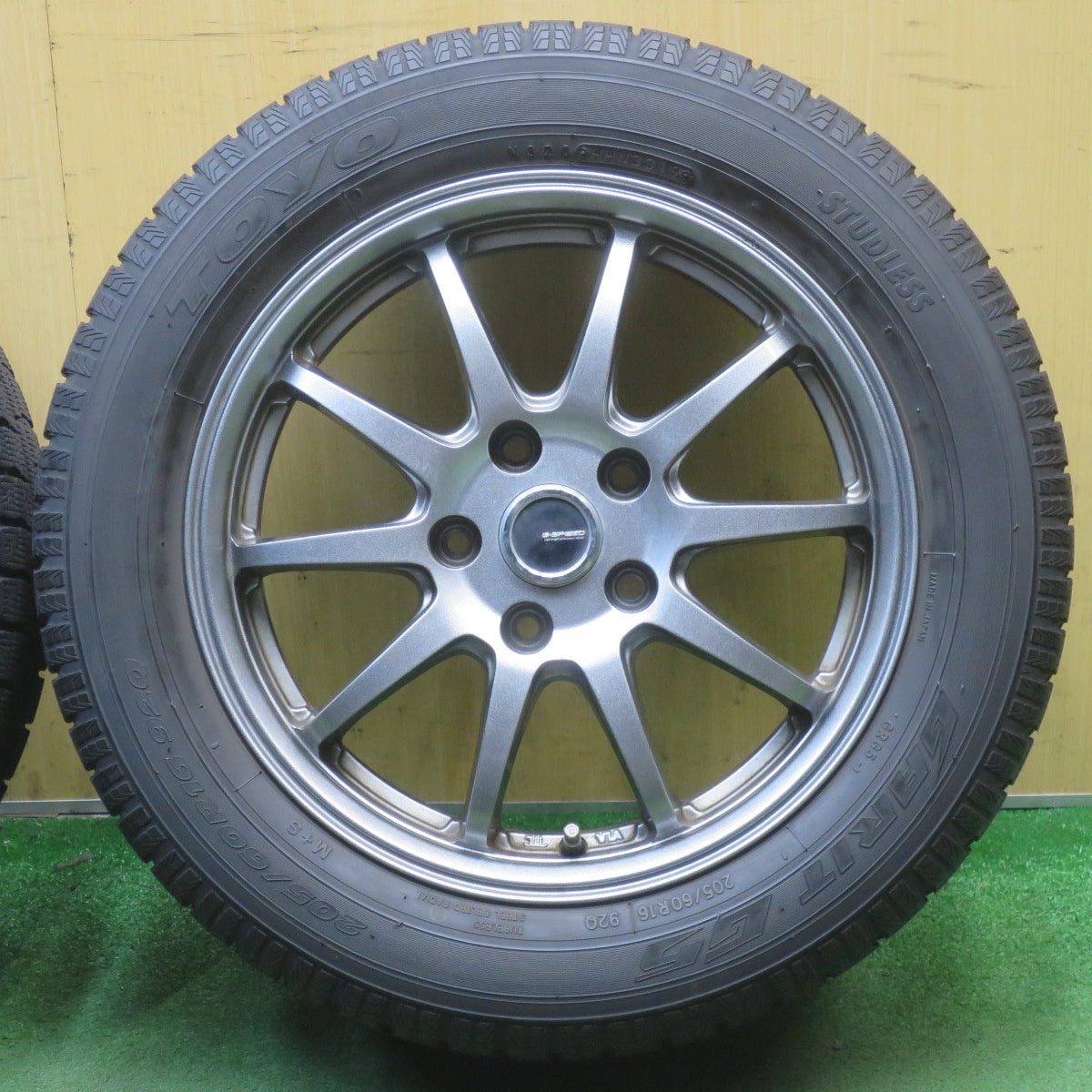 4本価格◎スタッドレス 205/60R16 トーヨー ガリット G5 G-SPEED Gスピード 16インチ PCD114.3/5H◎6062302NJス