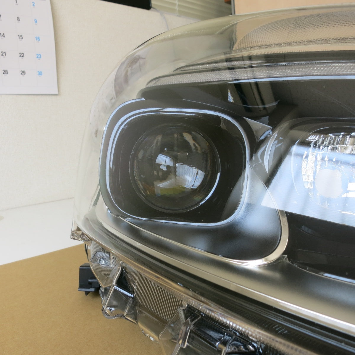 [送料無料] 未使用◆トヨタ NSP170 G シエンタ 純正 ヘッドライト 右 側 ICHIKOH 52-317 81110-52N00 TOYOTA カー パーツ◆
