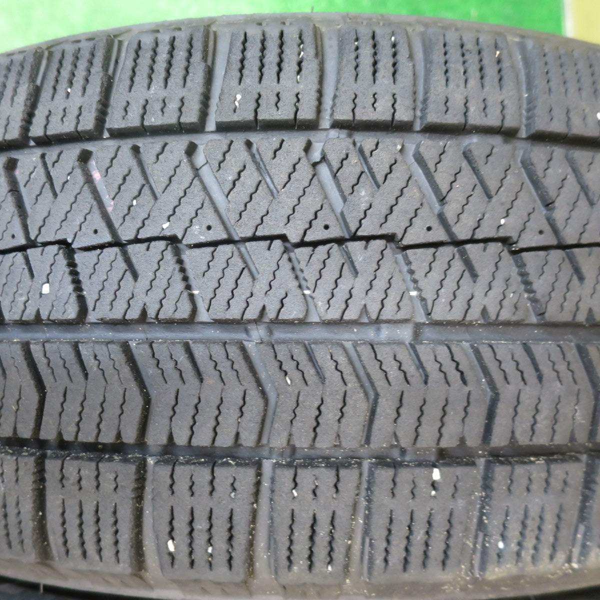 4本価格！21年★シエンタ 等 185/60R15 スタッドレス ブリヂストン ブリザック VRX2 MiLLOUS ミルアス 15インチ PCD100/5H★5111108NJス