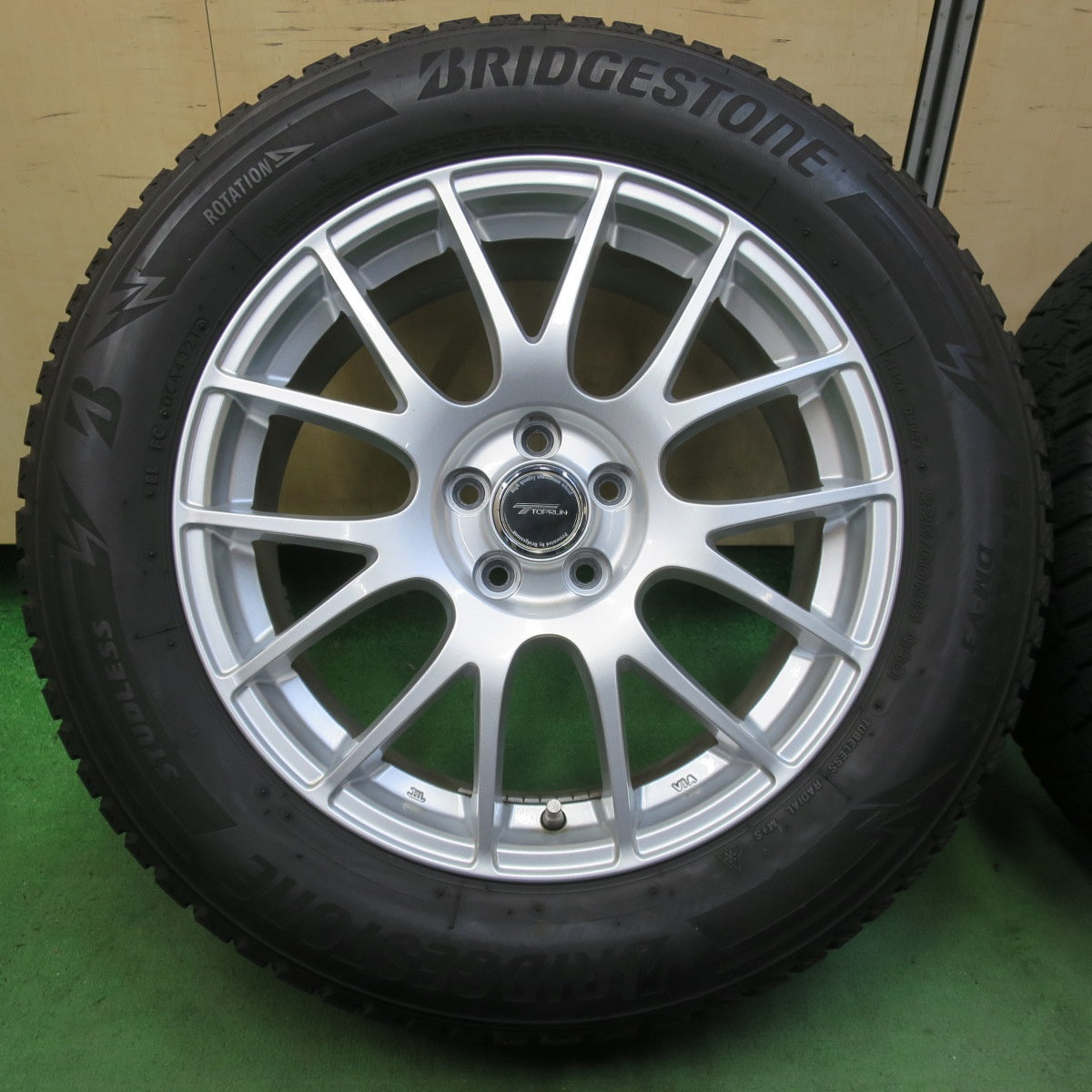キレイ！21年★XV 等 225/60R17 スタッドレス ブリヂストン ブリザック DM-V3 TOPRUN トップラン 17インチ PCD100/5H★5050506イス