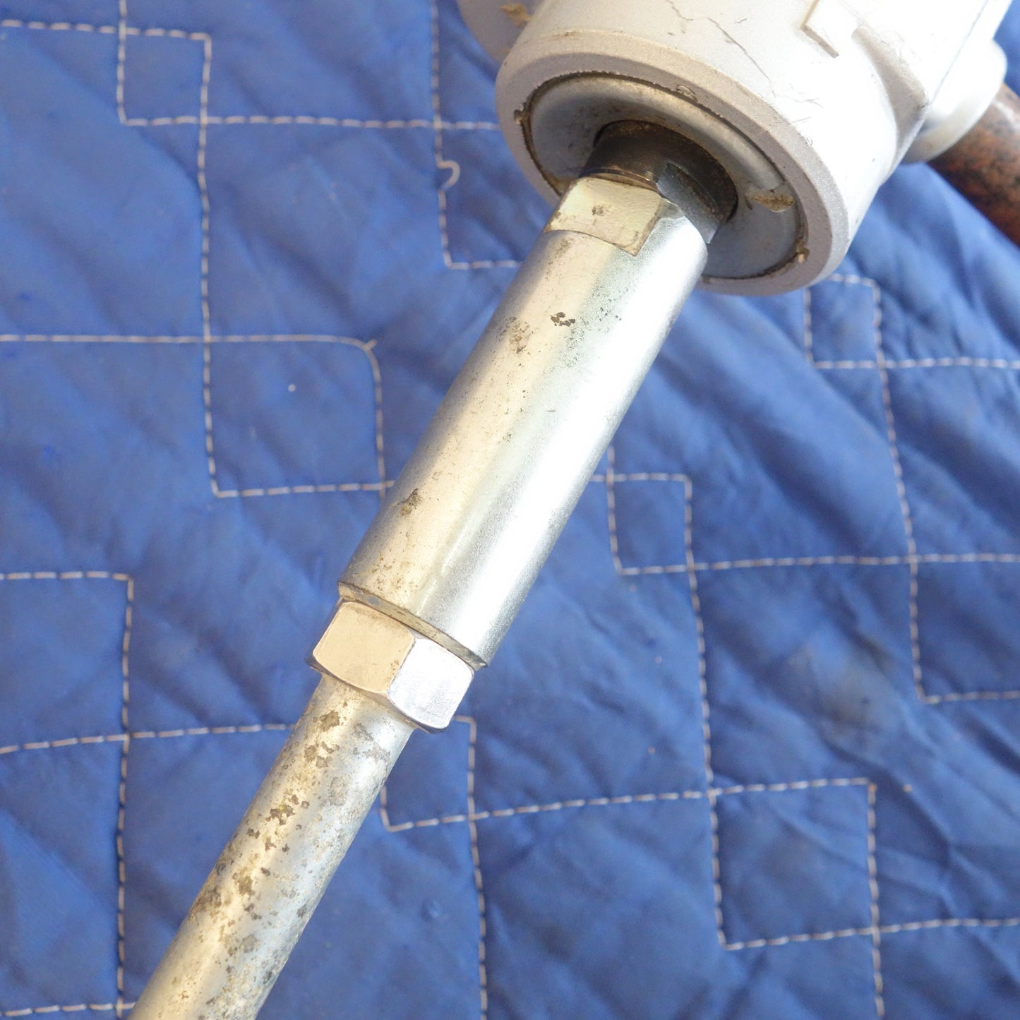 [送料無料] ☆日立 220mm かくはん機 UM22 電動 工具 カクハン機 撹拌機 ミキサー☆