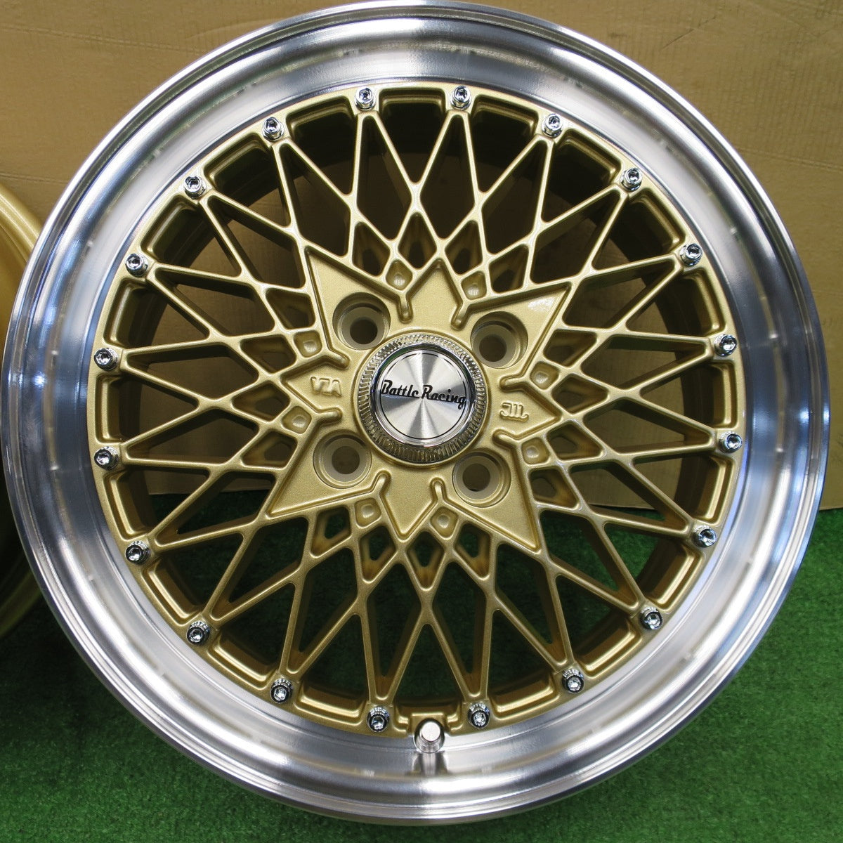 未使用★Battle Racing バトル レーシング メッシュ ホイール 15インチ 15×5.5J PCD100/4H★6012202NKホ