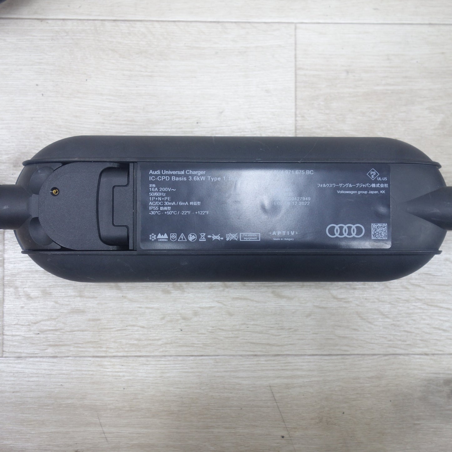 [送料無料] ◆アウディ 純正 電気 自動車 用 充電 装置 ケーブル IC-CPD 3.6kw Type 1 16A Audi universal charger 200V～ ワーゲングループジャパン◆