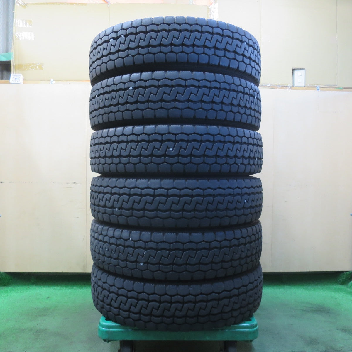 バリ溝！25年！9分！6本★トラック タイヤ 205/85R16 117/115N ブリヂストン エコピア M812 ミックス オールシーズン 16インチ★5102310イスタ