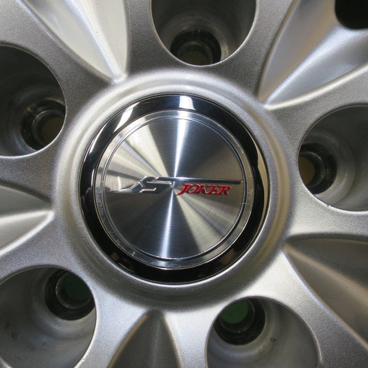 バリ溝！22年！キレイ！ほぼ10分◎スタッドレス 215/50R17 ヨコハマ アイスガード iG60 JOKER ジョーカー 17インチ PCD114.3/5H◎6062005イス