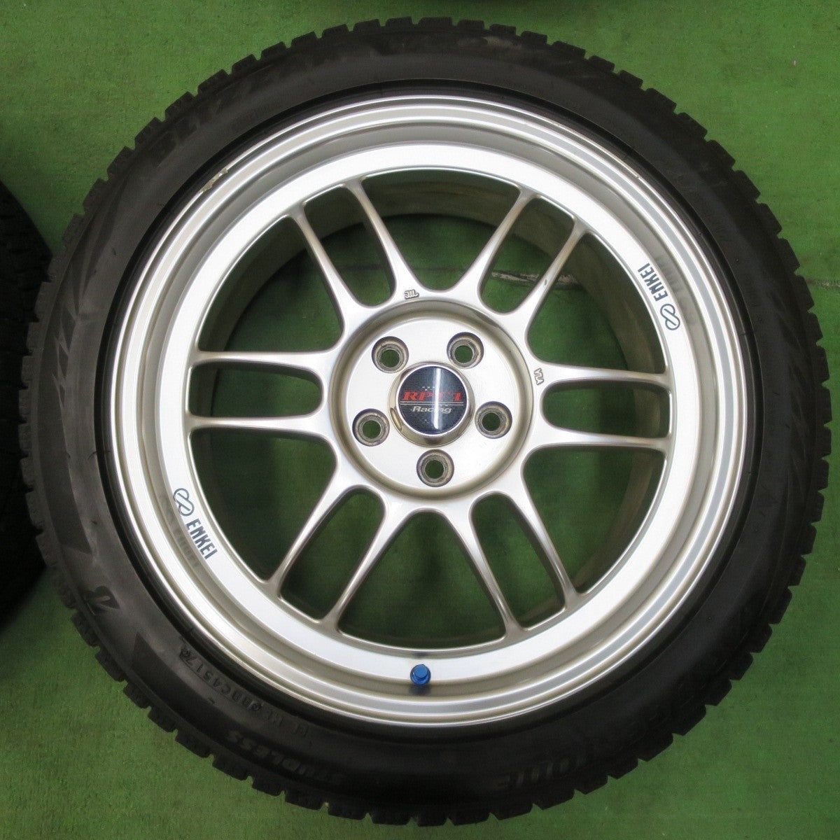 4本★ENKEI RPF1 Racing 86 BRZ 等 225/45R17 スタッドレス ブリヂストン VRX2 エンケイ PCD100/5H★5011705イス